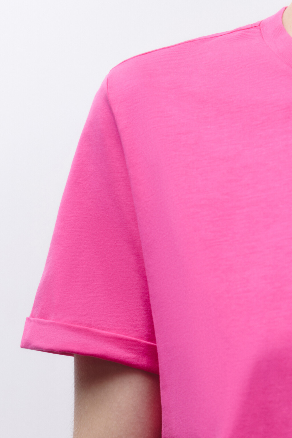 Футболка базовая с подвернутыми рукавами - цвет розовый - 7