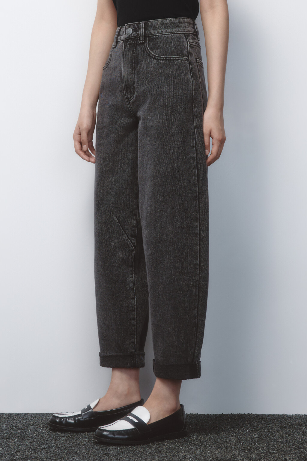Джинсы-бананы широкие с подворотами - цвет серый - 3