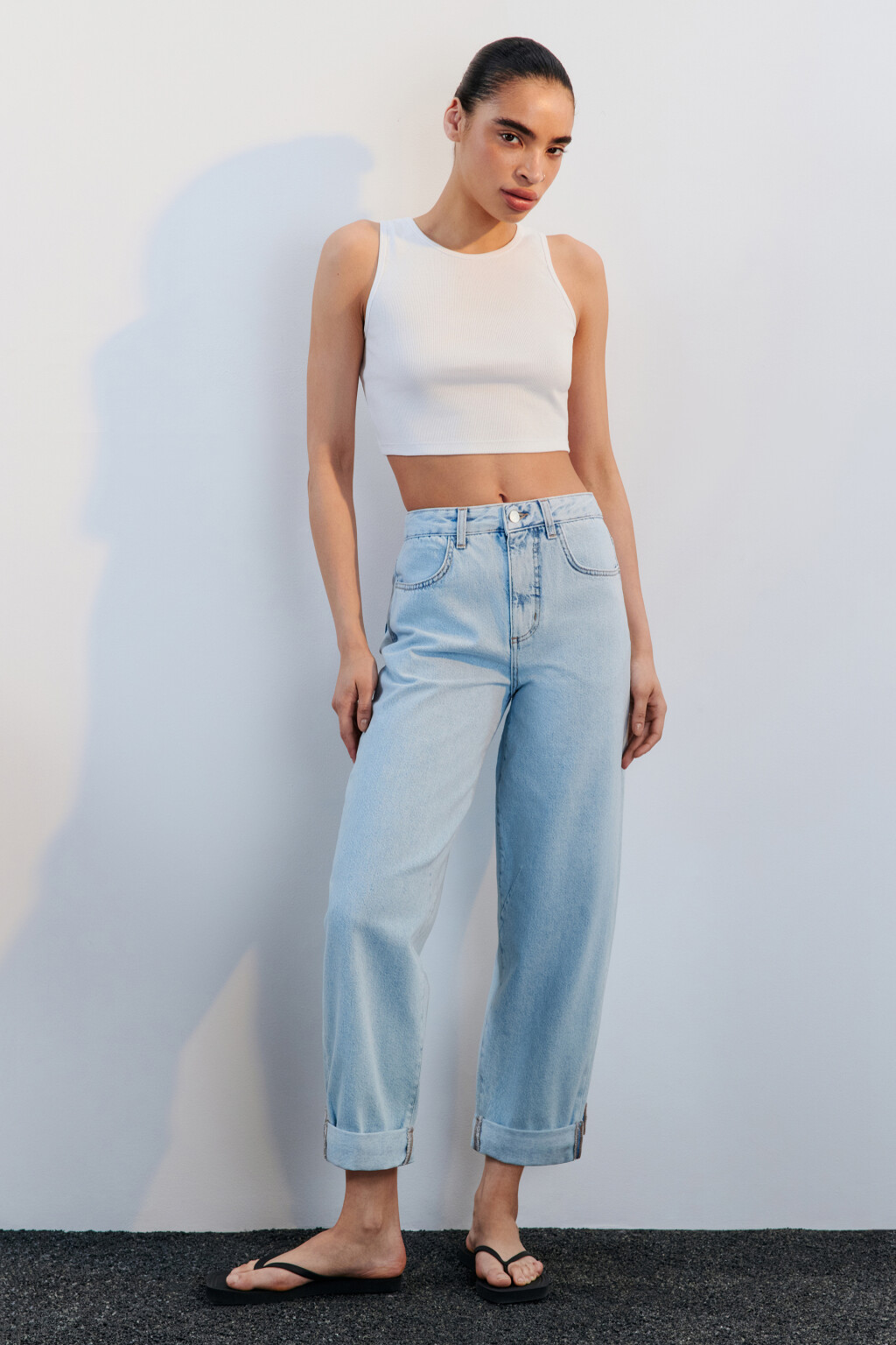 Джинсы-бананы широкие с высокой посадкой - цвет голубой - 1