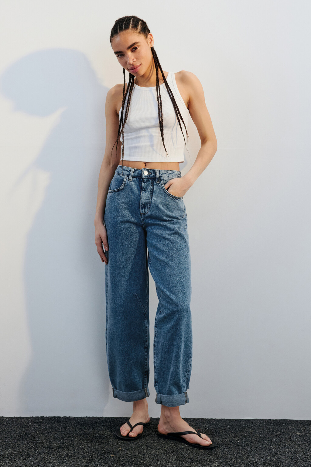 Джинсы-бананы широкие с высокой посадкой - цвет голубой - 4