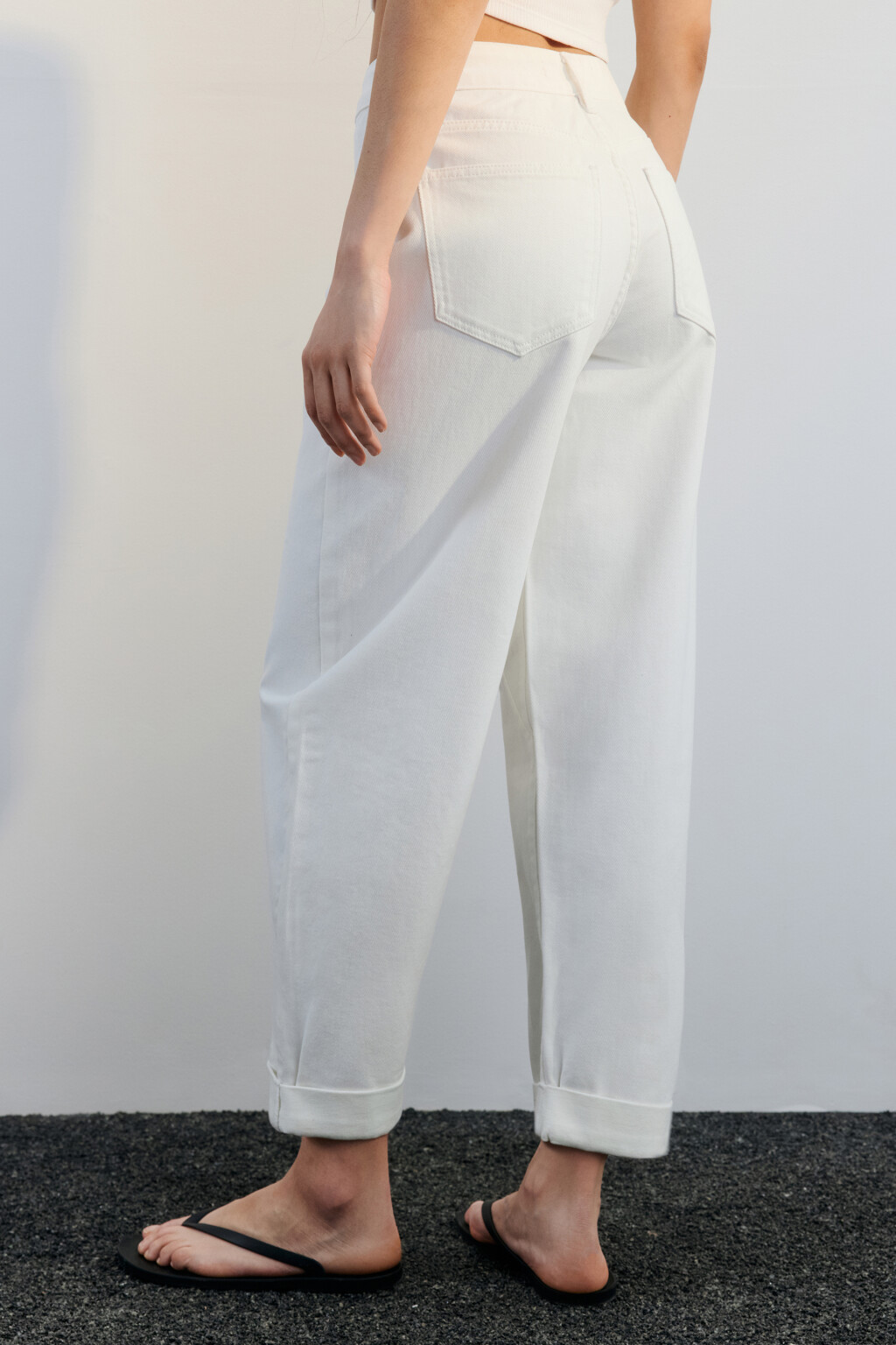 Джинсы-бананы широкие с высокой посадкой - цвет белый - 3