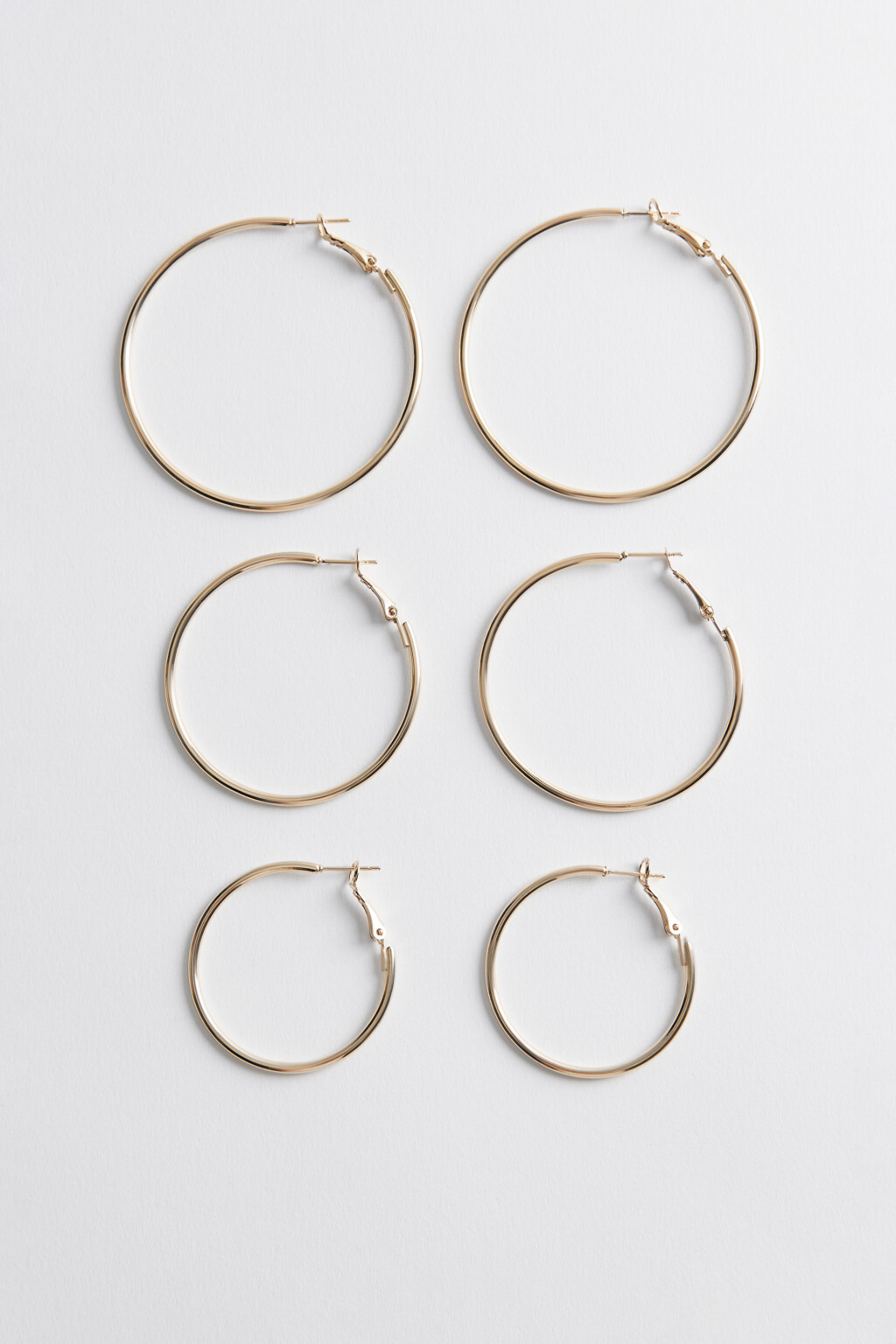 Набор серег-колец гладких (3 пары) - цвет желтый - 1