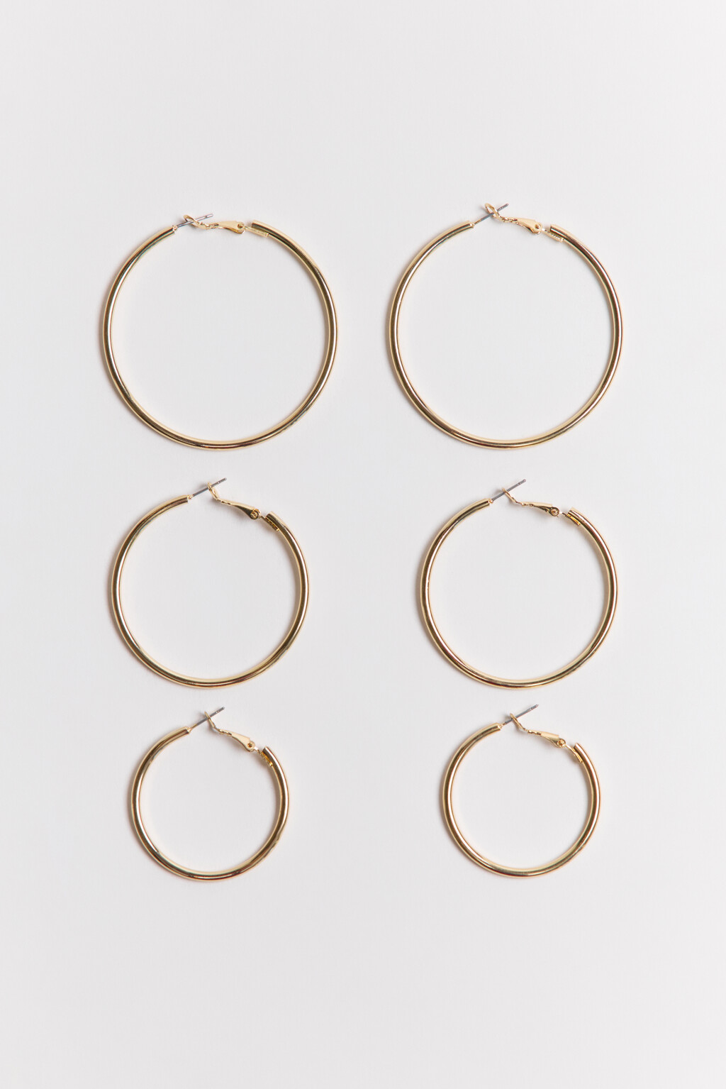 Набор серег-колец гладких (3 пары) - цвет желтый - 1