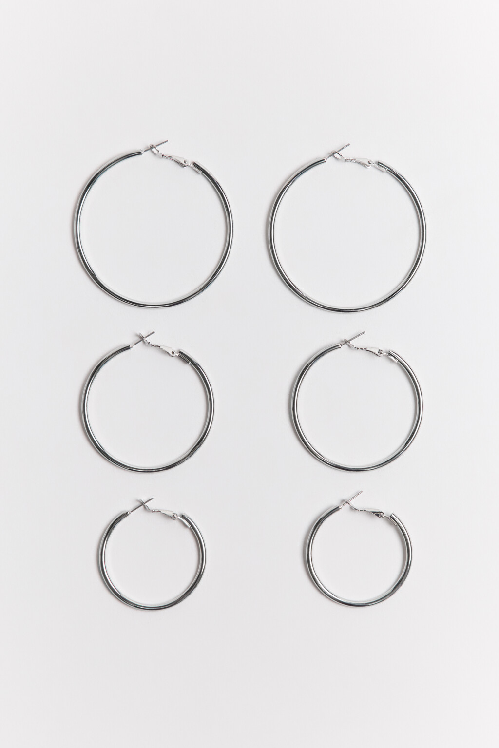 Набор серег-колец гладких (3 пары) - цвет серый - 1