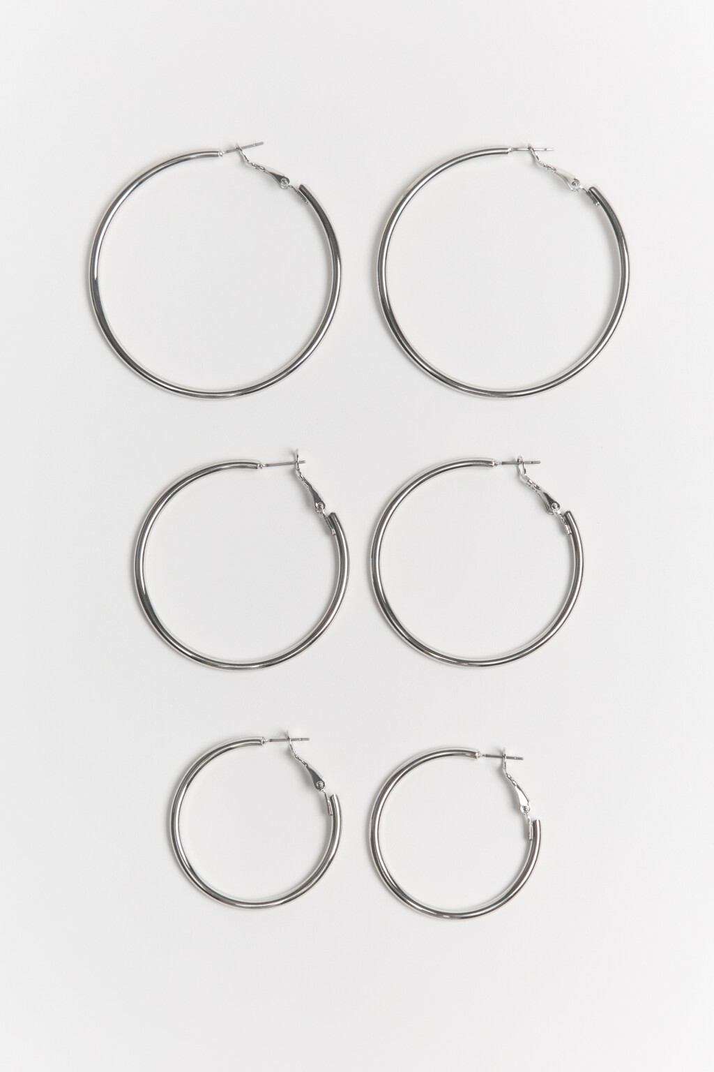 Набор серег-колец (3 пары) - цвет серый - 2