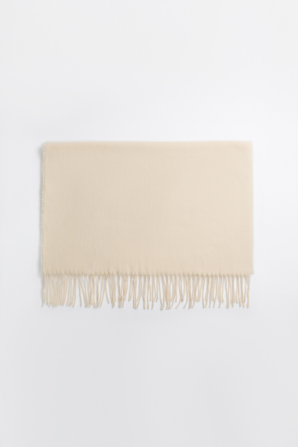 Шарф тонкий базовый с бахромой - цвет молочный - 2