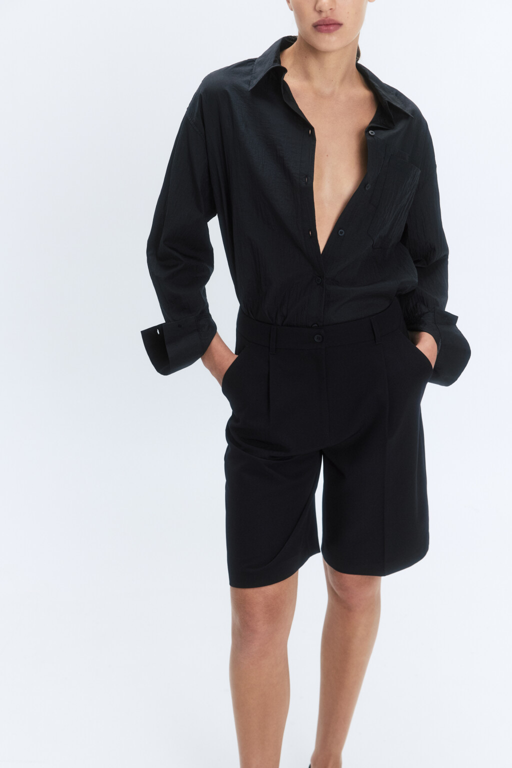 Шорты Bermudas костюмные со средней посадкой - цвет черный - 1