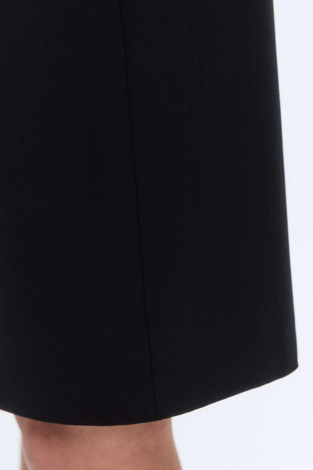 Шорты Bermudas костюмные со средней посадкой - цвет черный - 7