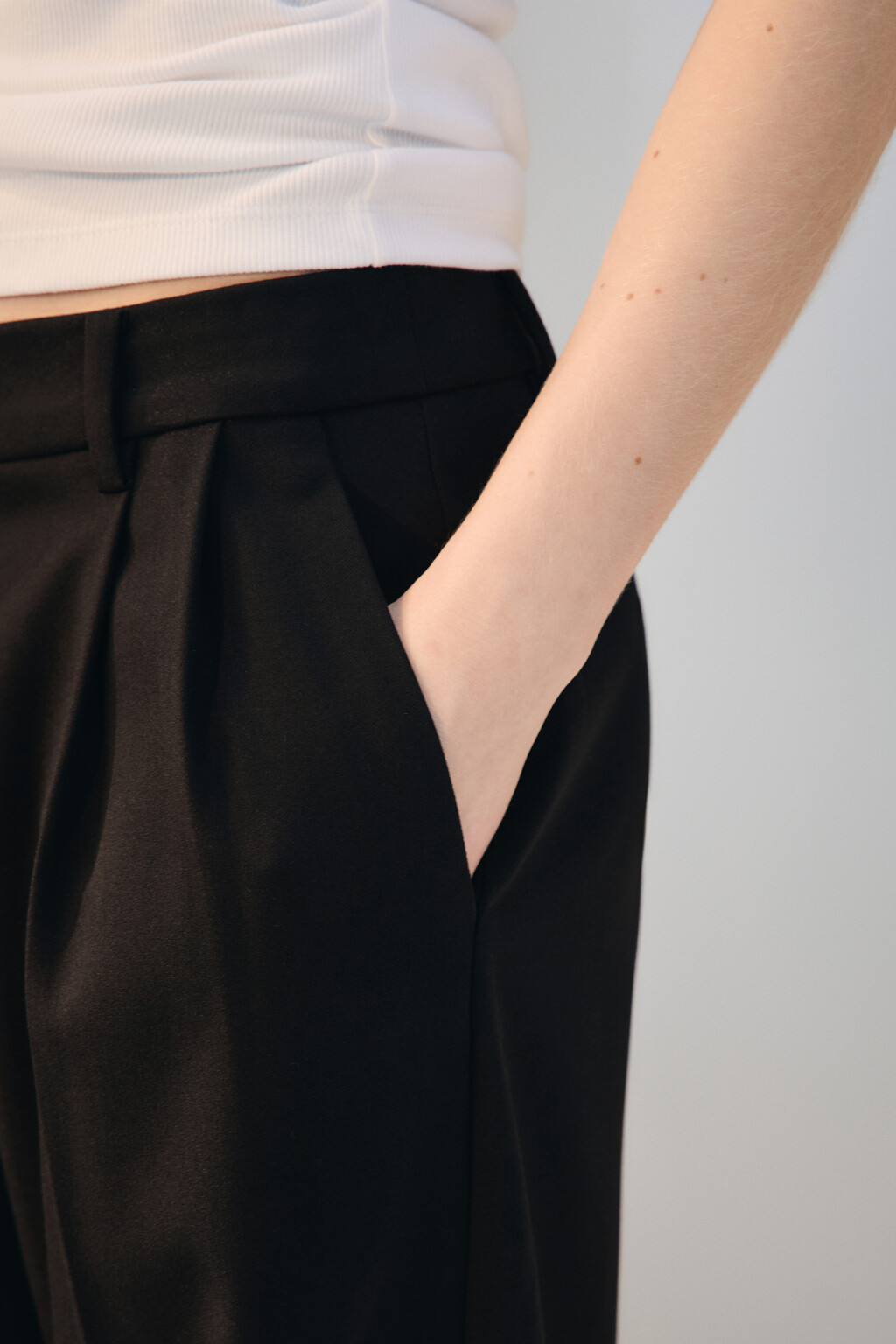 Брюки костюмные с высокой посадкой - цвет черный - 6