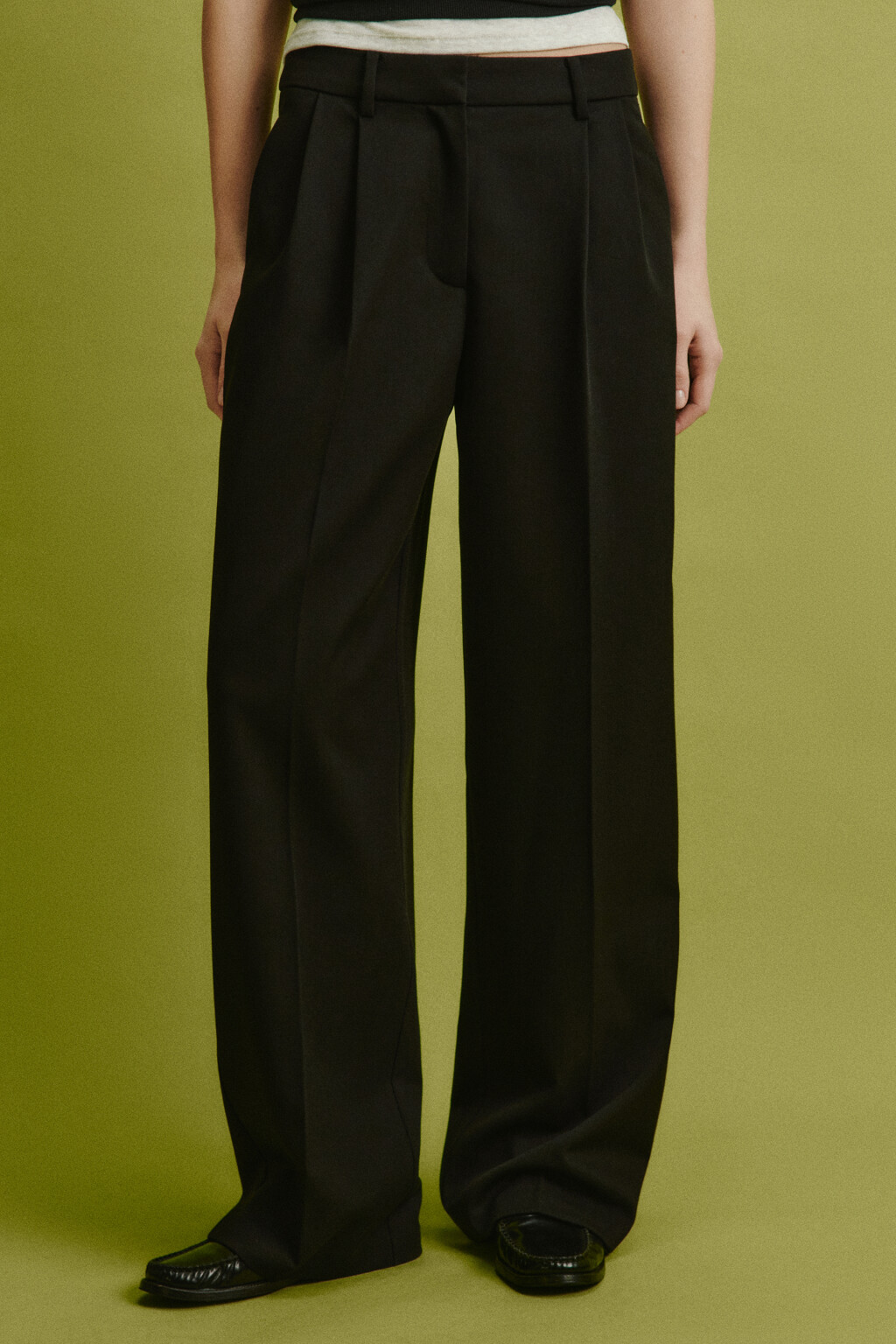 Брюки костюмные с высокой посадкой - цвет черный - 3