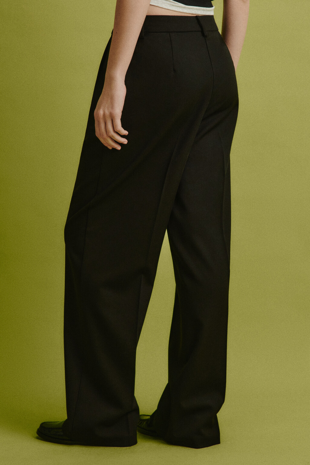 Брюки костюмные с высокой посадкой - цвет черный - 4
