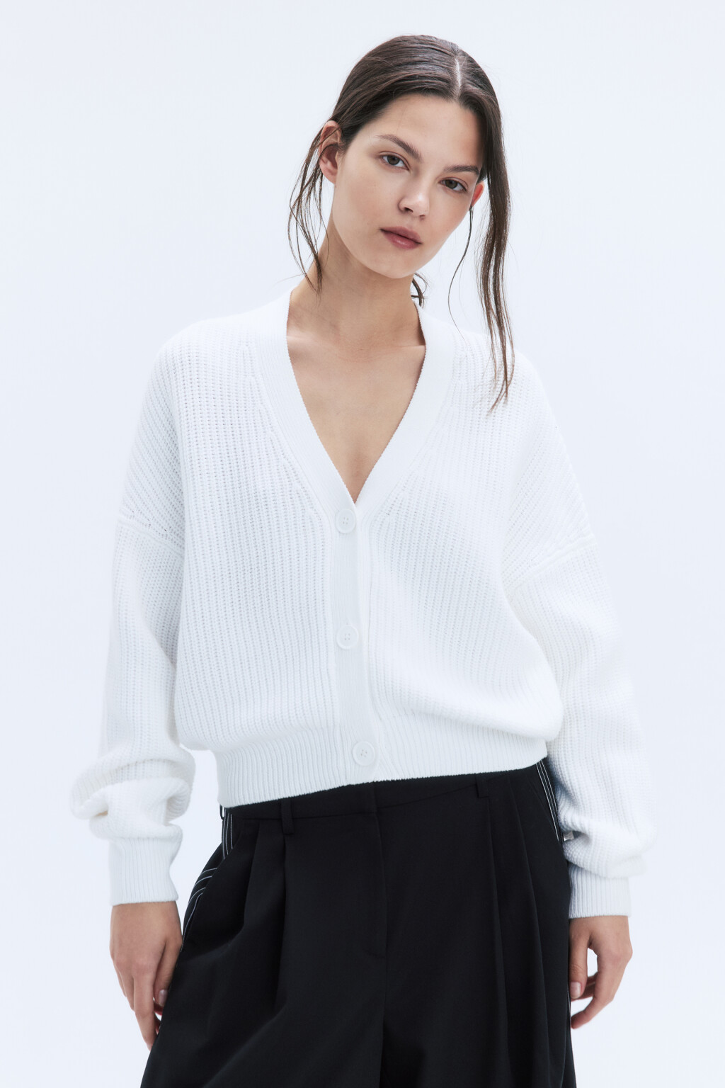 Кардиган на пуговицах вязаный в рубчик - цвет молочный - 2