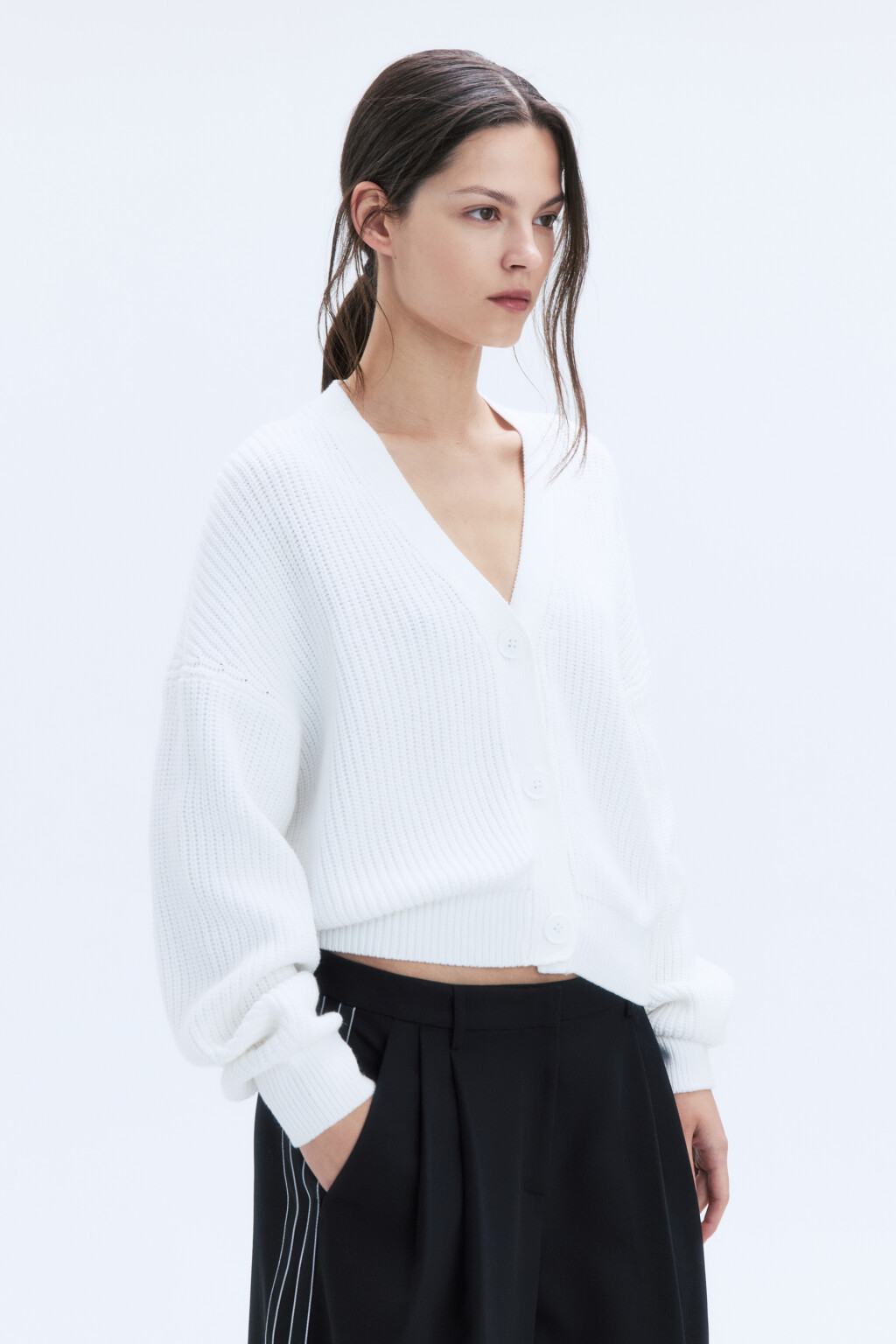 Кардиган на пуговицах вязаный в рубчик - цвет молочный - 3