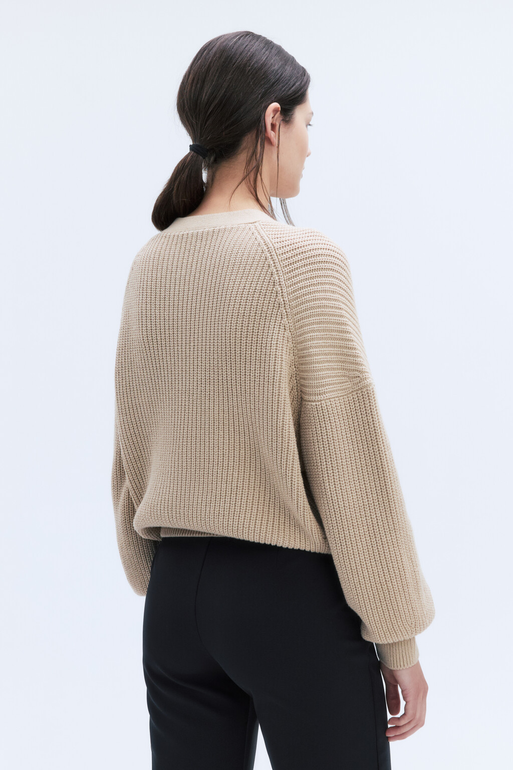 Кардиган на пуговицах вязаный в рубчик - цвет бежевый - 3
