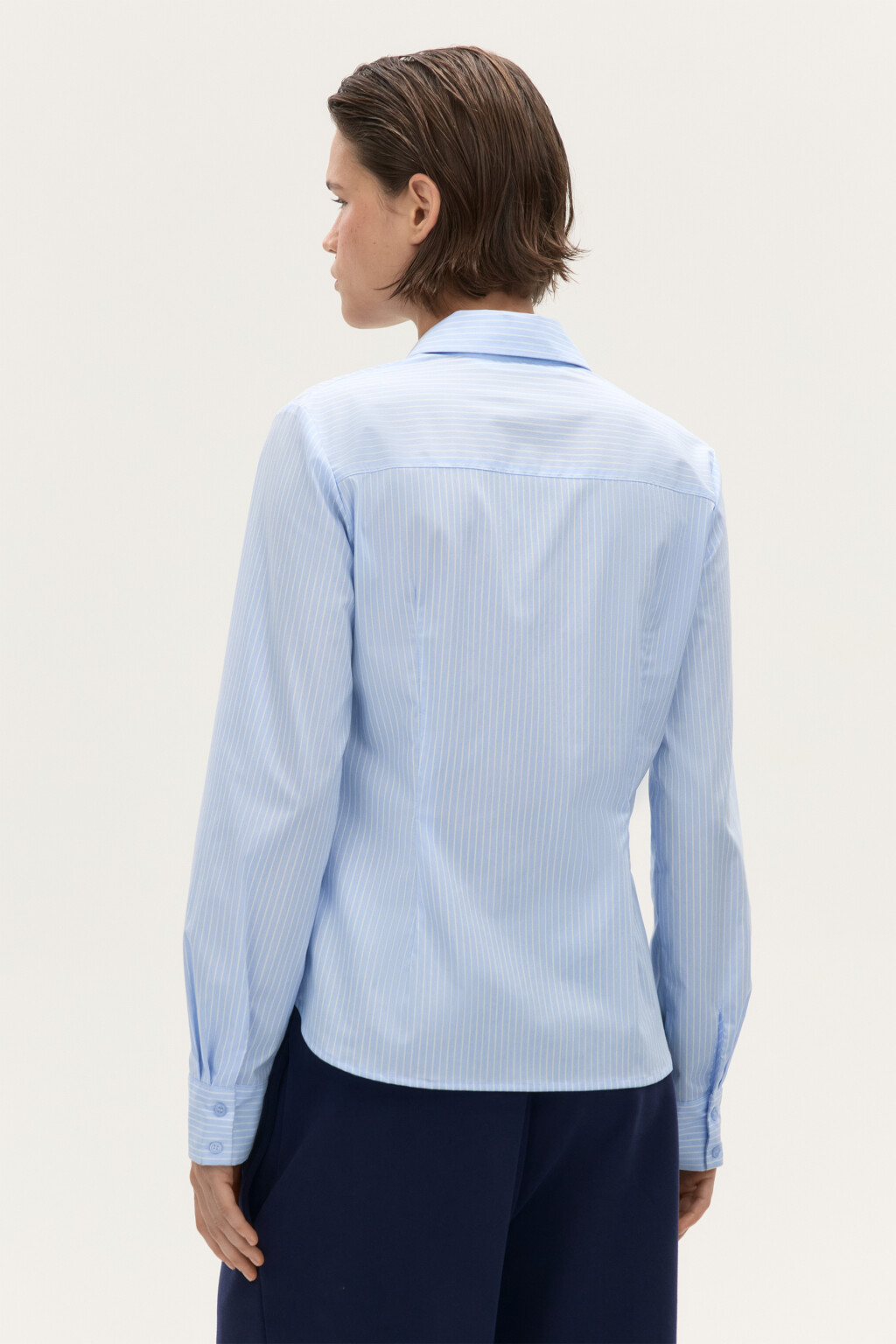 Блузка приталенная в полоску - цвет голубой - 11