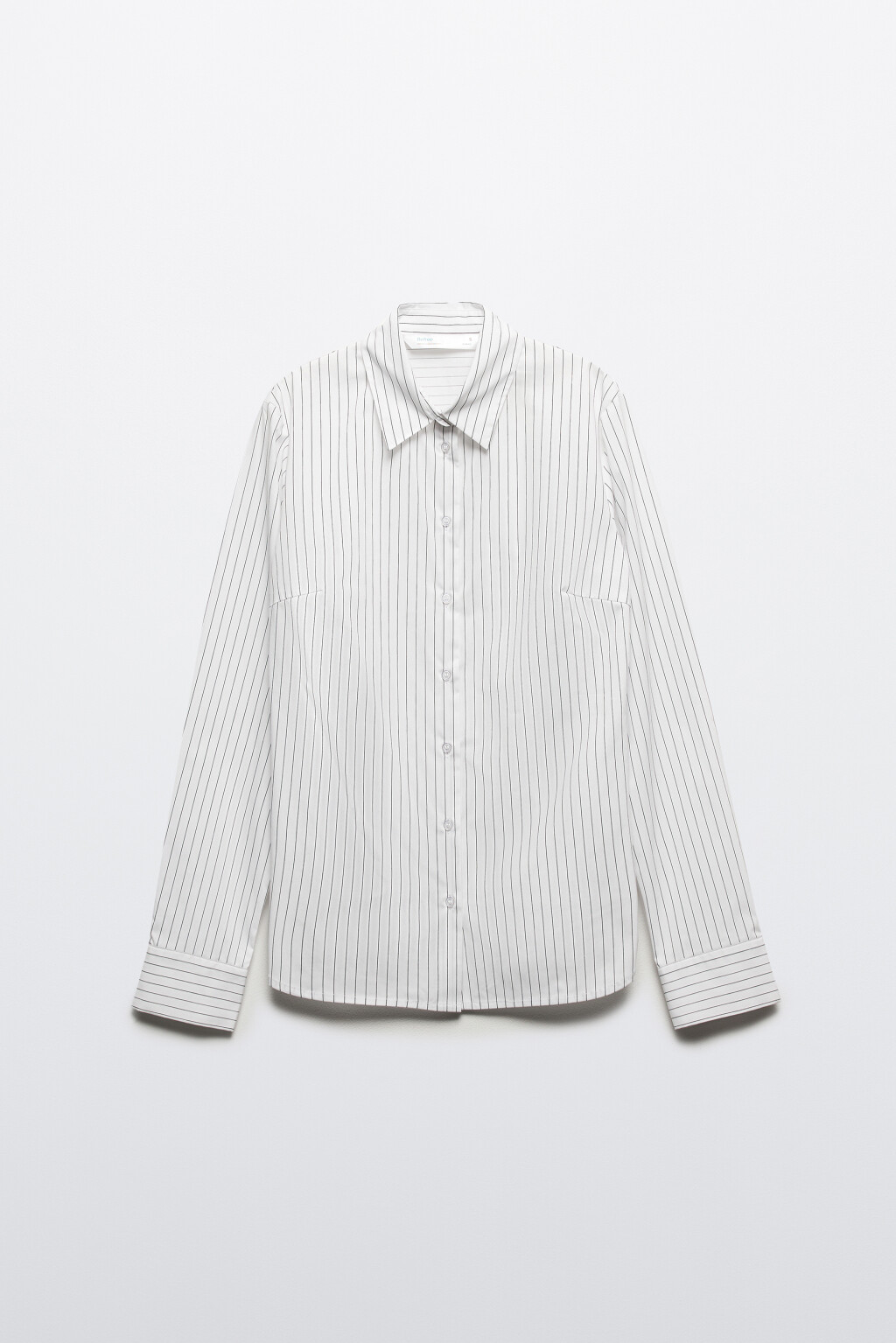 Блузка приталенная с длинными рукавами - цвет белый - 8