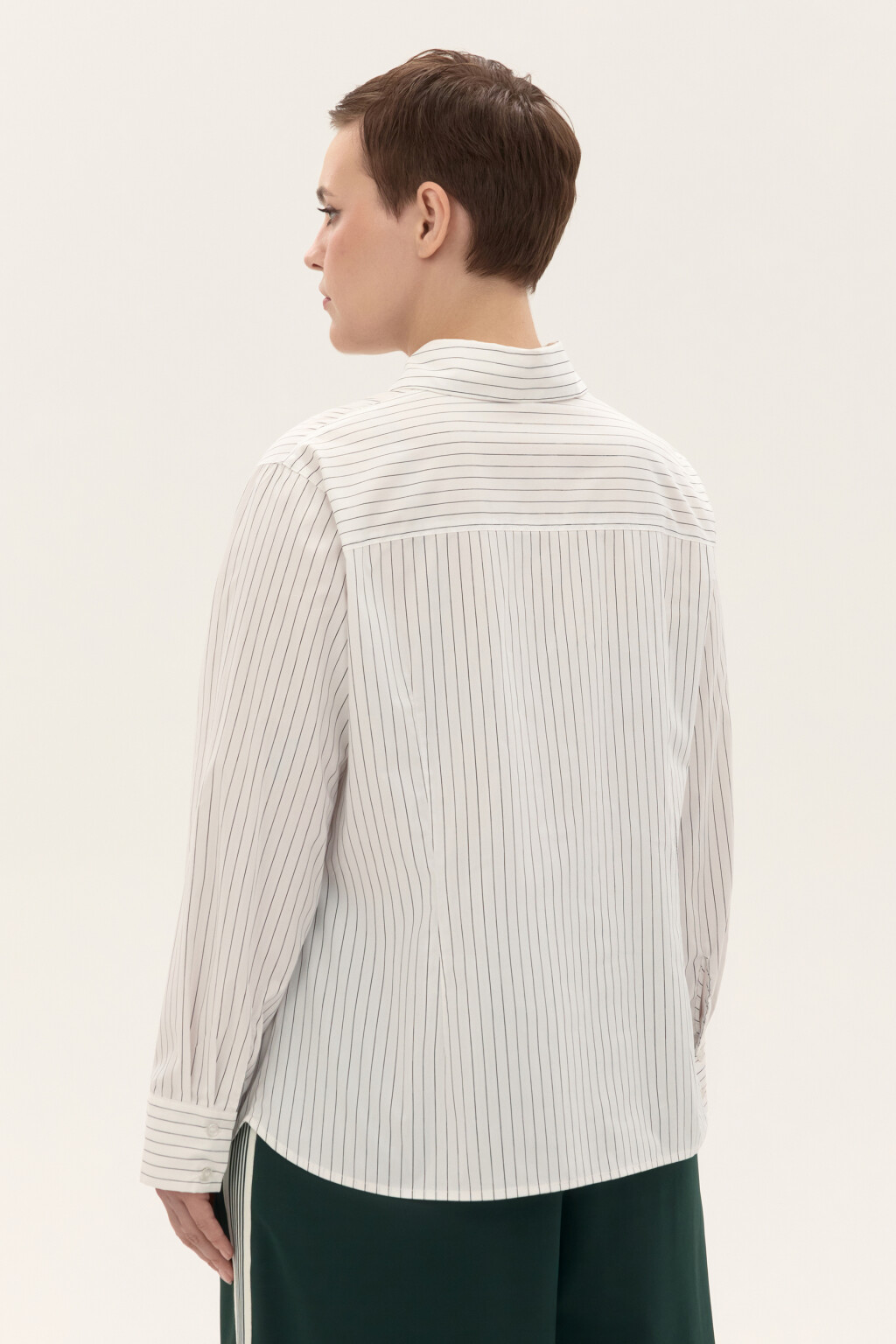 Блузка приталенная с длинными рукавами - цвет белый - 4