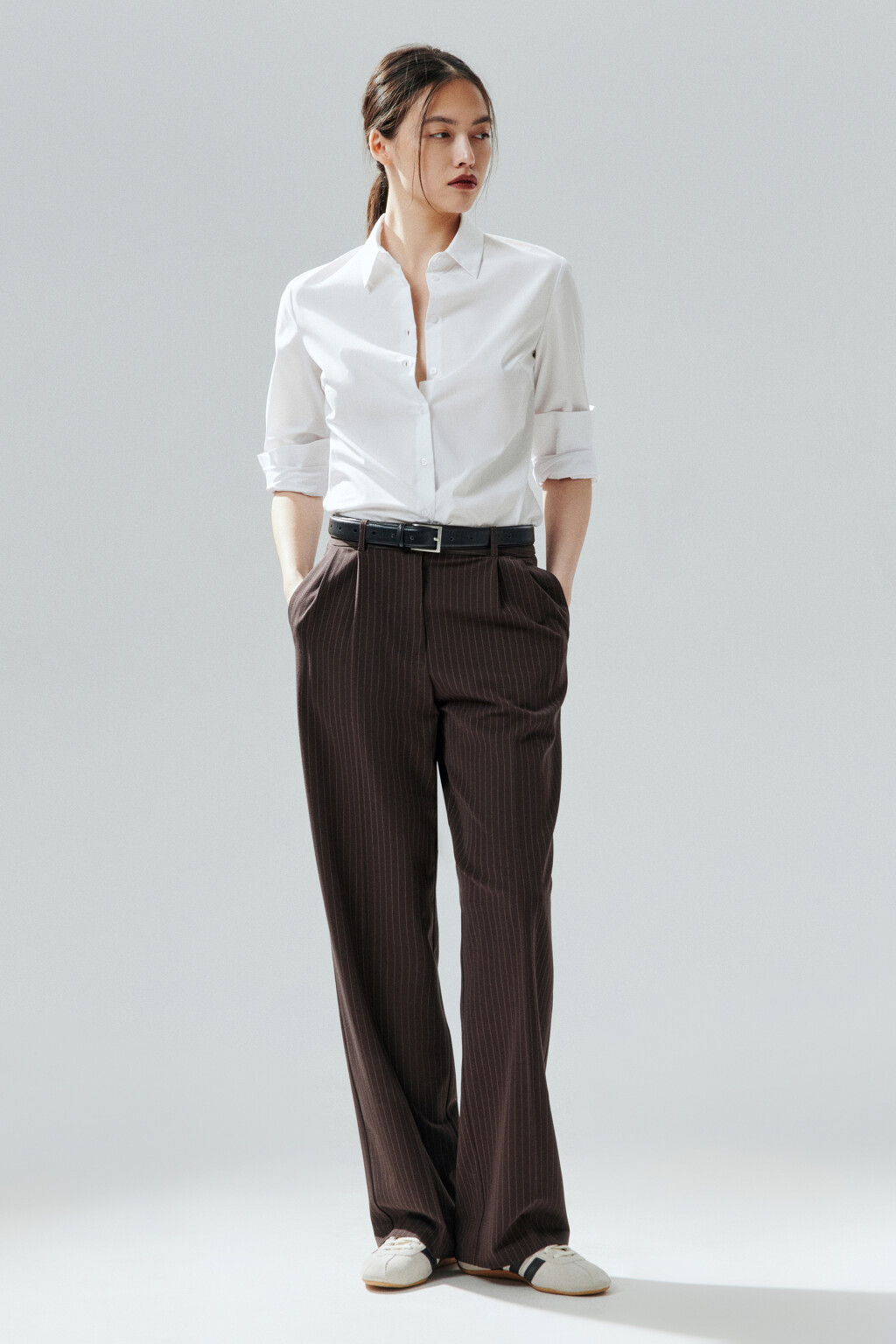 Блузка приталенная с длинными рукавами - цвет белый - 4