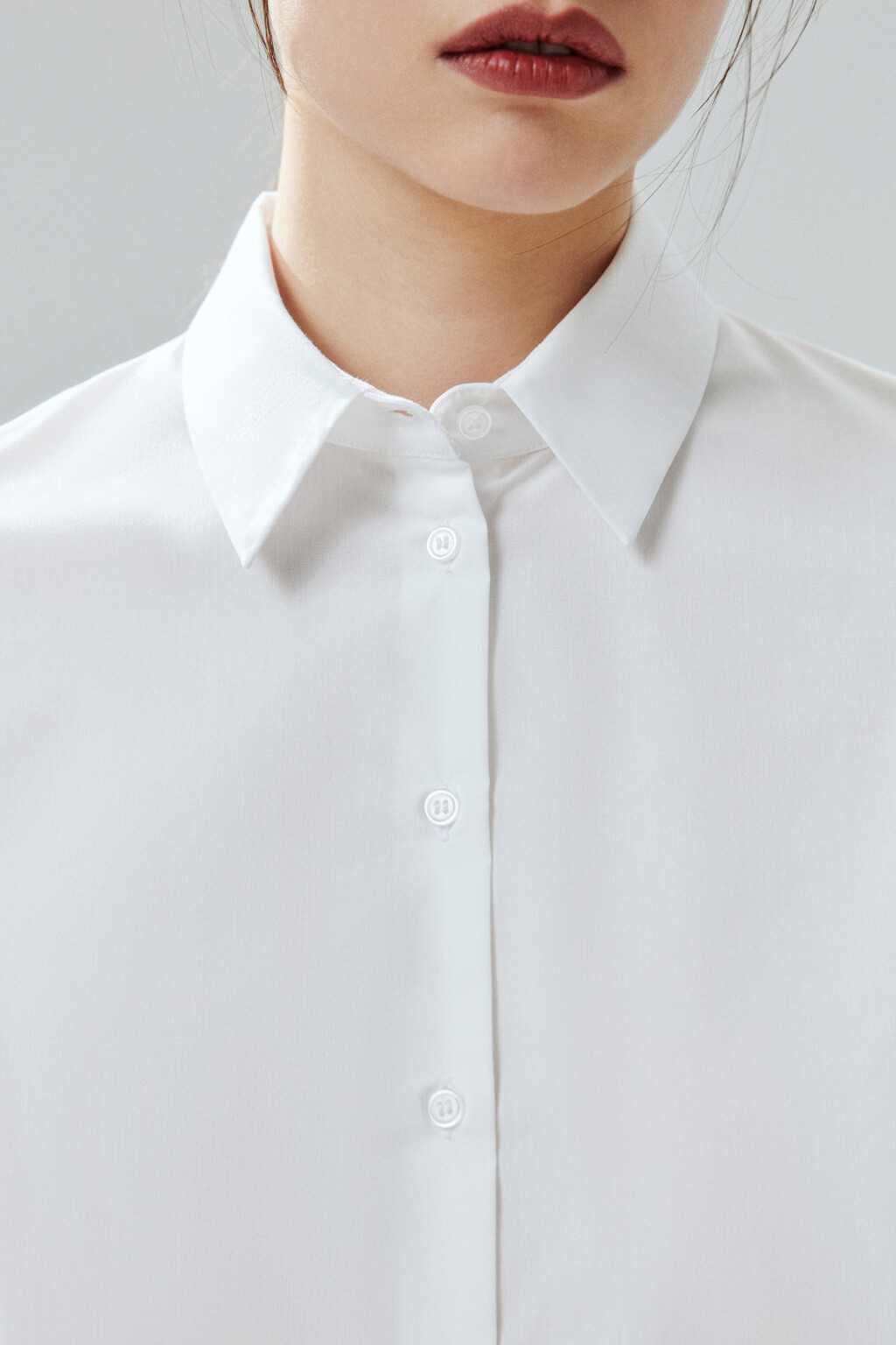 Блузка приталенная с длинными рукавами - цвет белый - 5