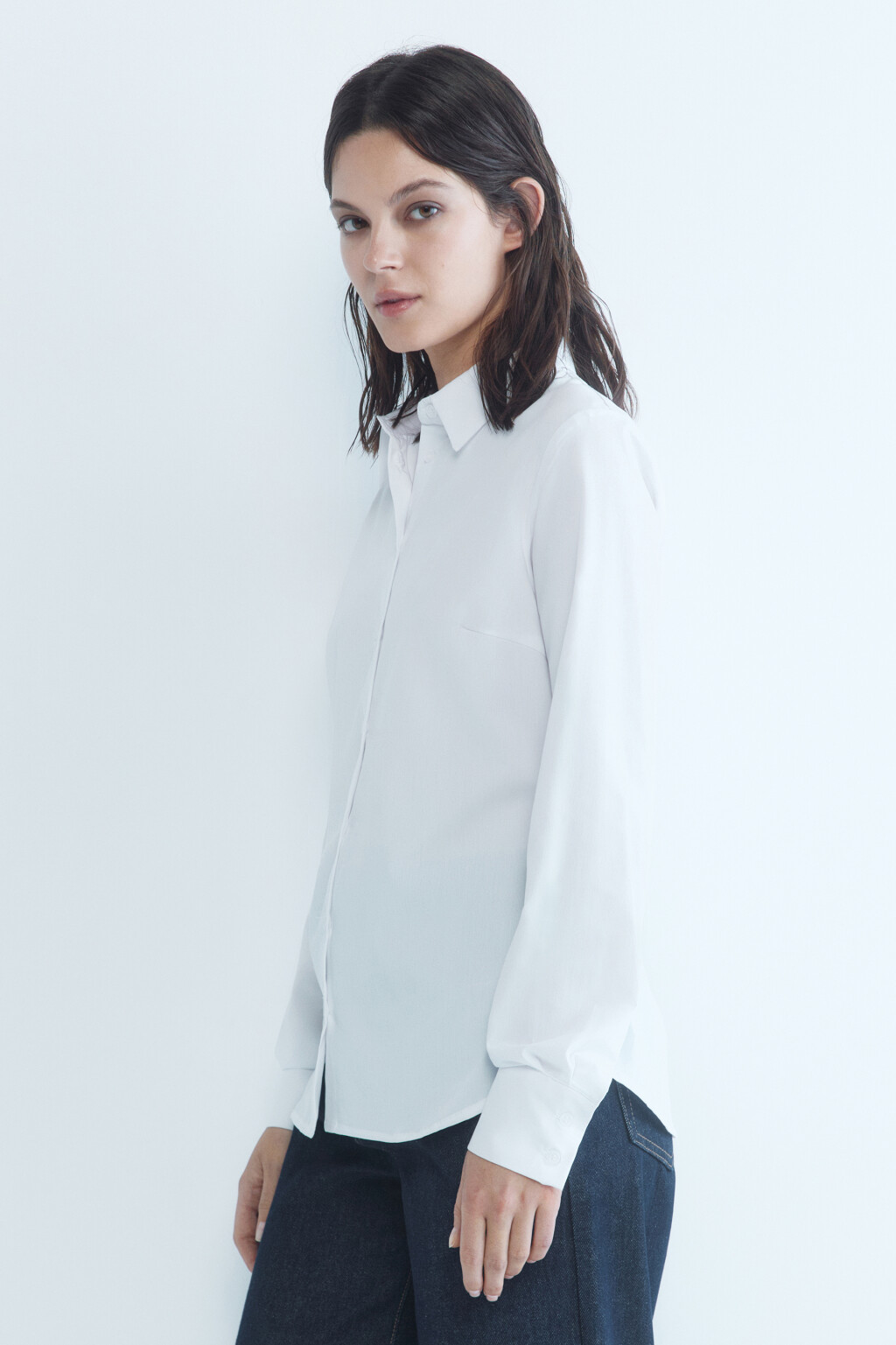 Блузка-рубашка Cambridge базовая полуприталенная - цвет белый - 4