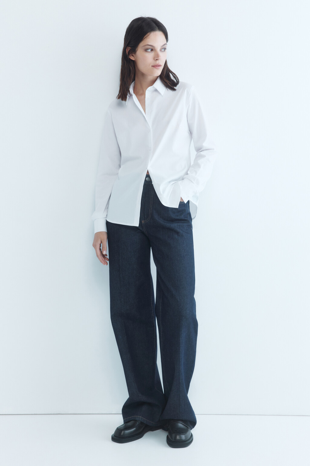 Блузка-рубашка Cambridge базовая полуприталенная - цвет белый - 1