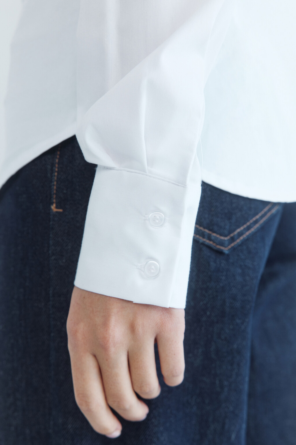 Блузка-рубашка Cambridge базовая полуприталенная - цвет белый - 8