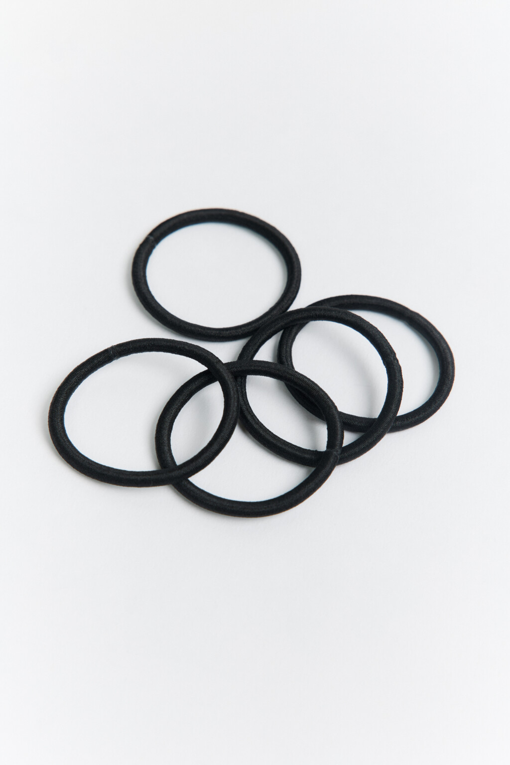 Набор резинок для волос тонких (5 штук) - цвет черный - 2