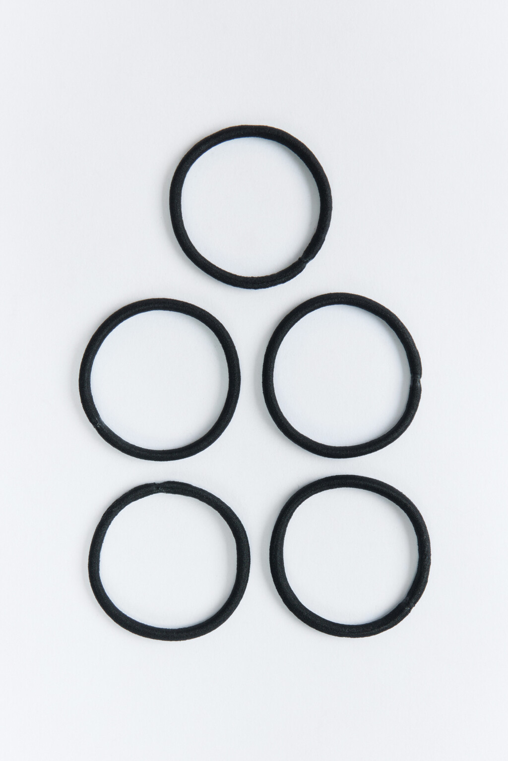 Набор резинок для волос (5 штук) - цвет черный - 1