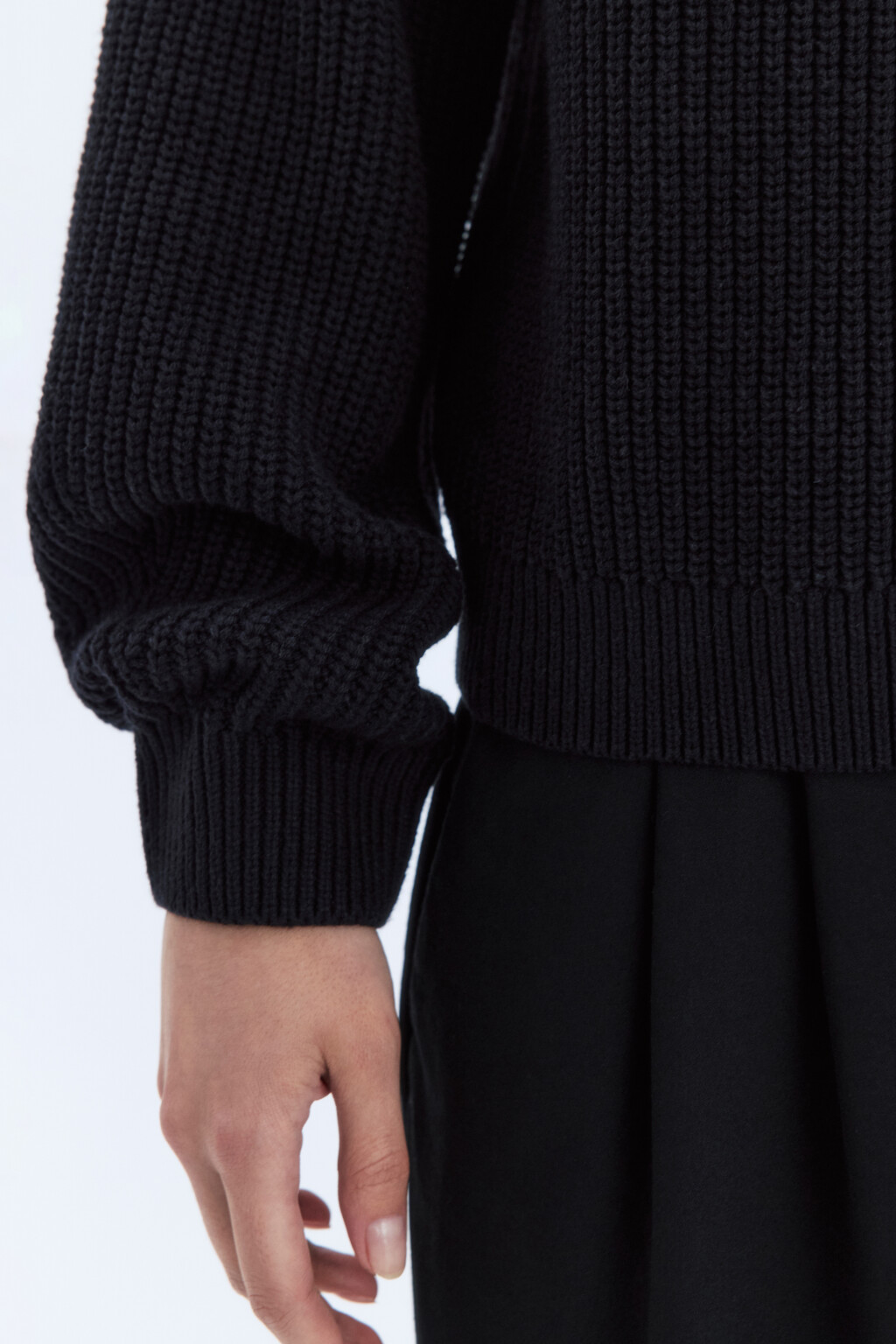 Джемпер вязаный в рубчик с рукавами-реглан - цвет черный - 7