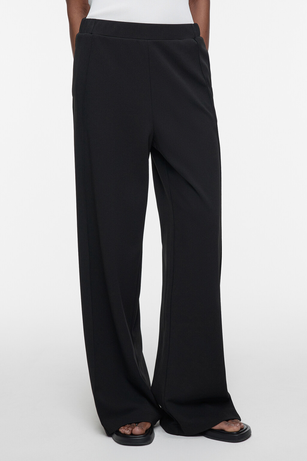 Брюки широкие с высокой посадкой и поясом-резинкой - цвет черный - 2