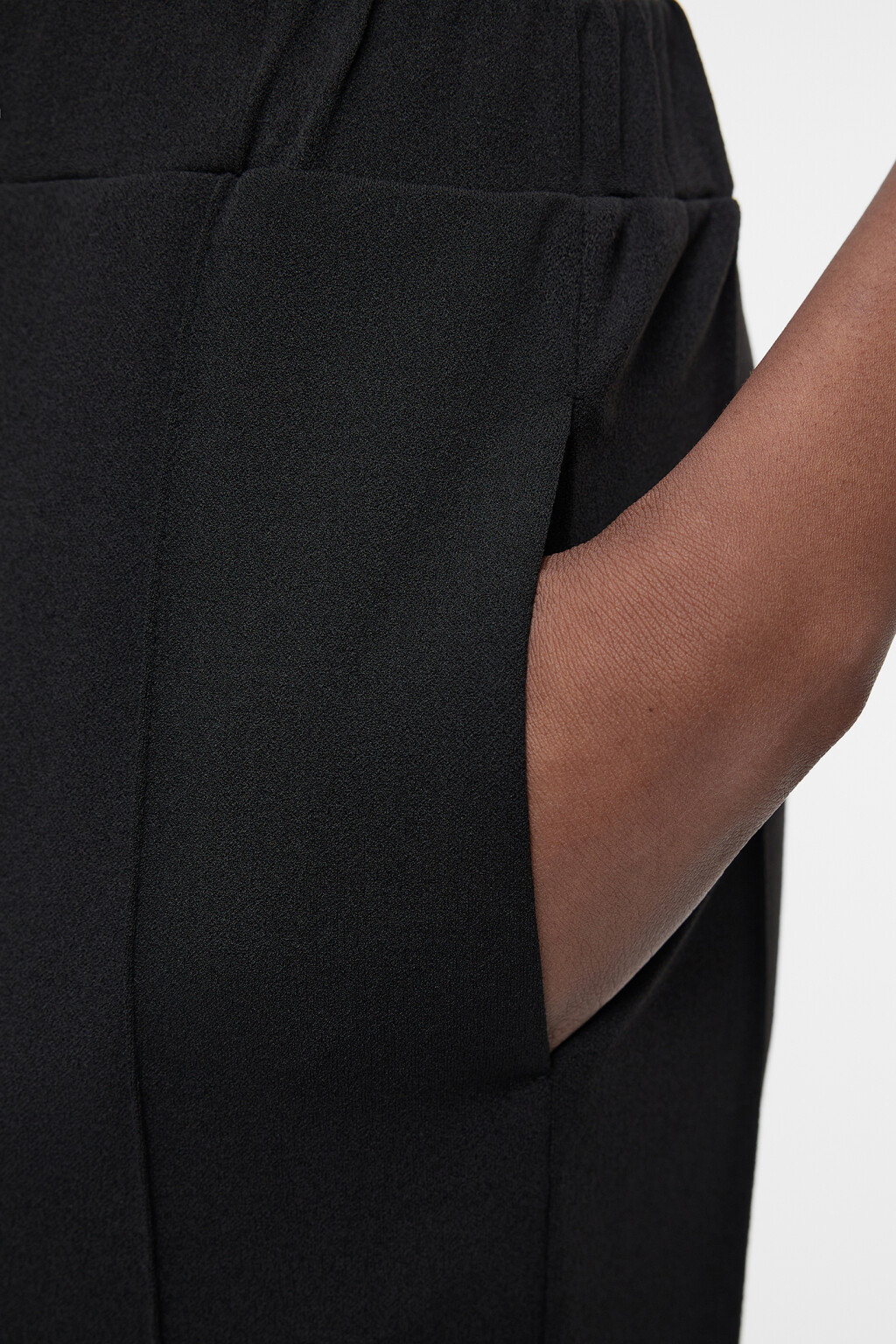 Брюки широкие с высокой посадкой и поясом-резинкой - цвет черный - 5