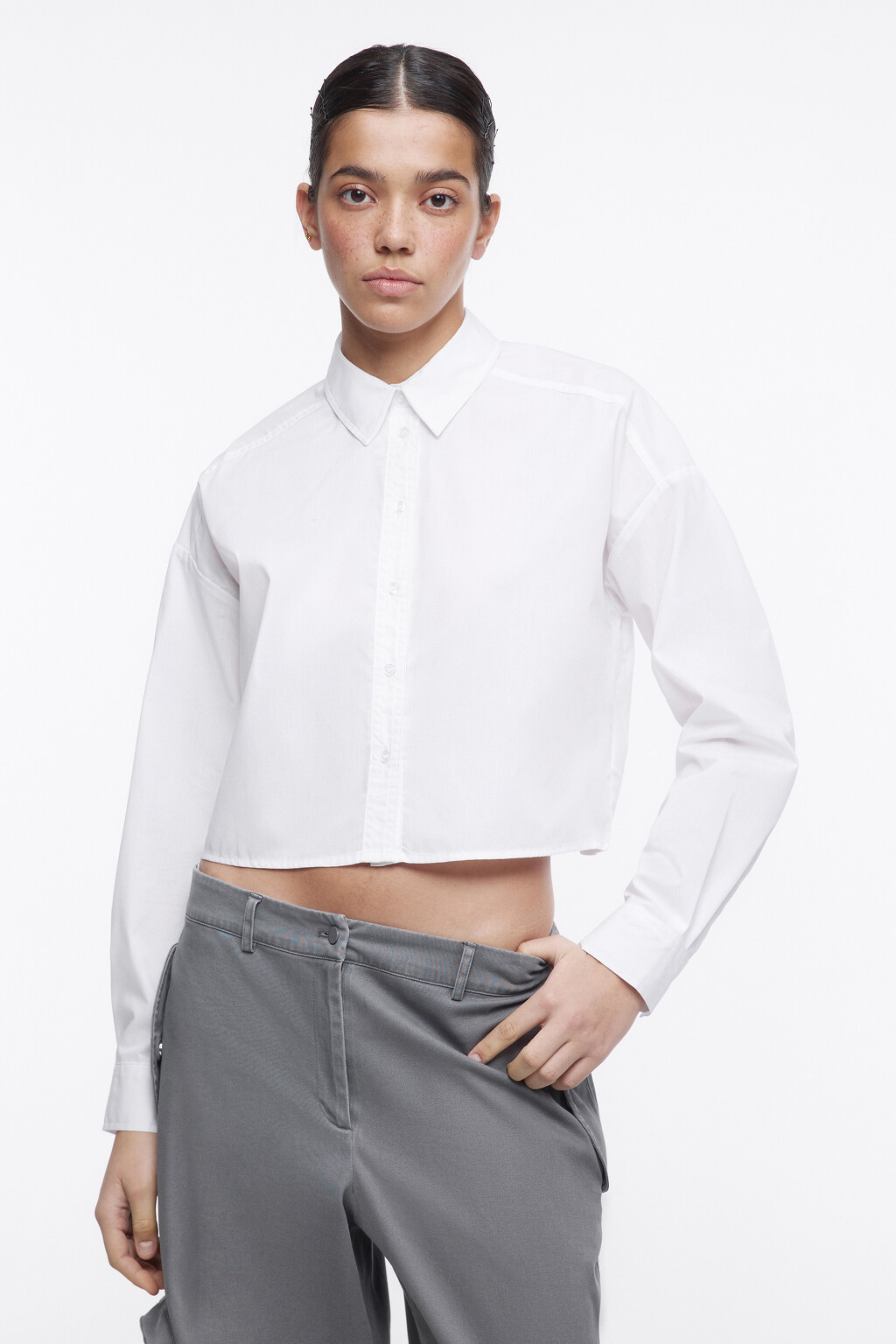 Блузка-рубашка CropShirt укороченная - цвет белый - 2