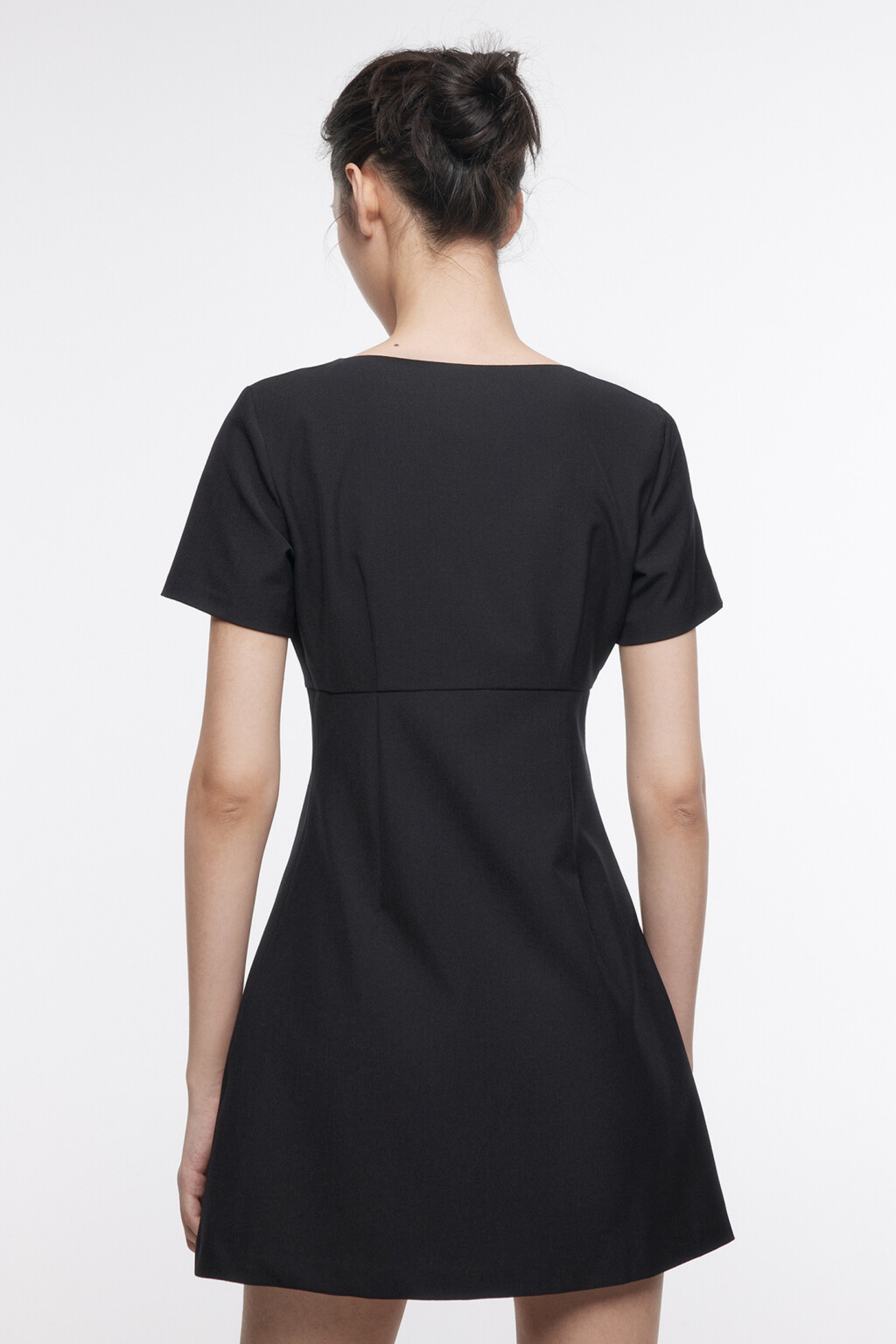 Платье DianaDress мини с разрезом - цвет черный - 4