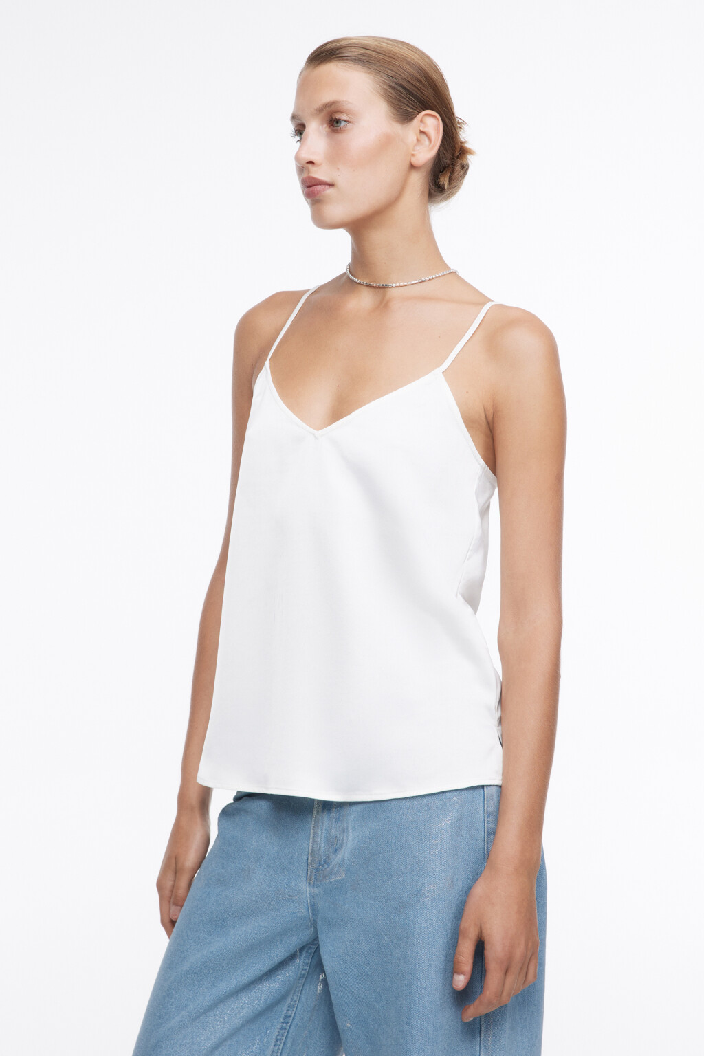 Блузка-майка EVA атласная на тонких бретельках - цвет белый - 3