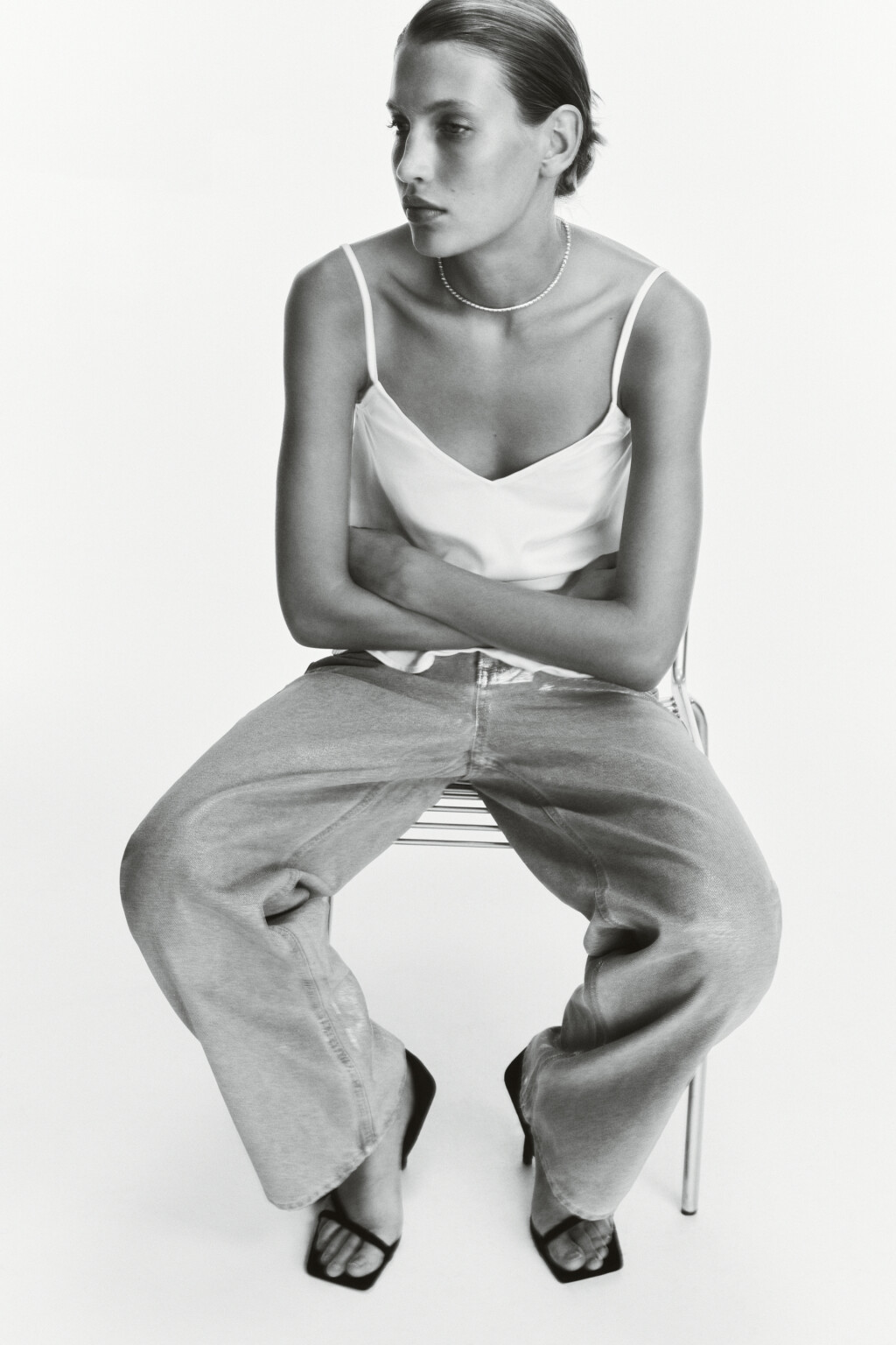 Блузка-майка EVA атласная на тонких бретельках - цвет белый - 1