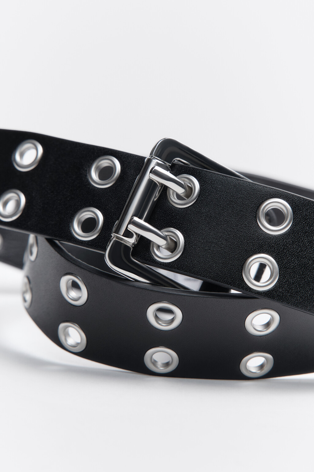 Ремень брючный с металлическими люверсами - цвет черный - 1