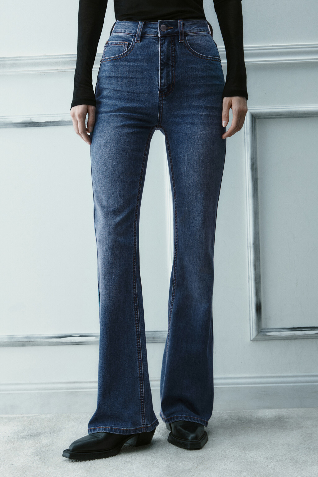 Джинсы клеш с высокой посадкой - цвет голубой - 2