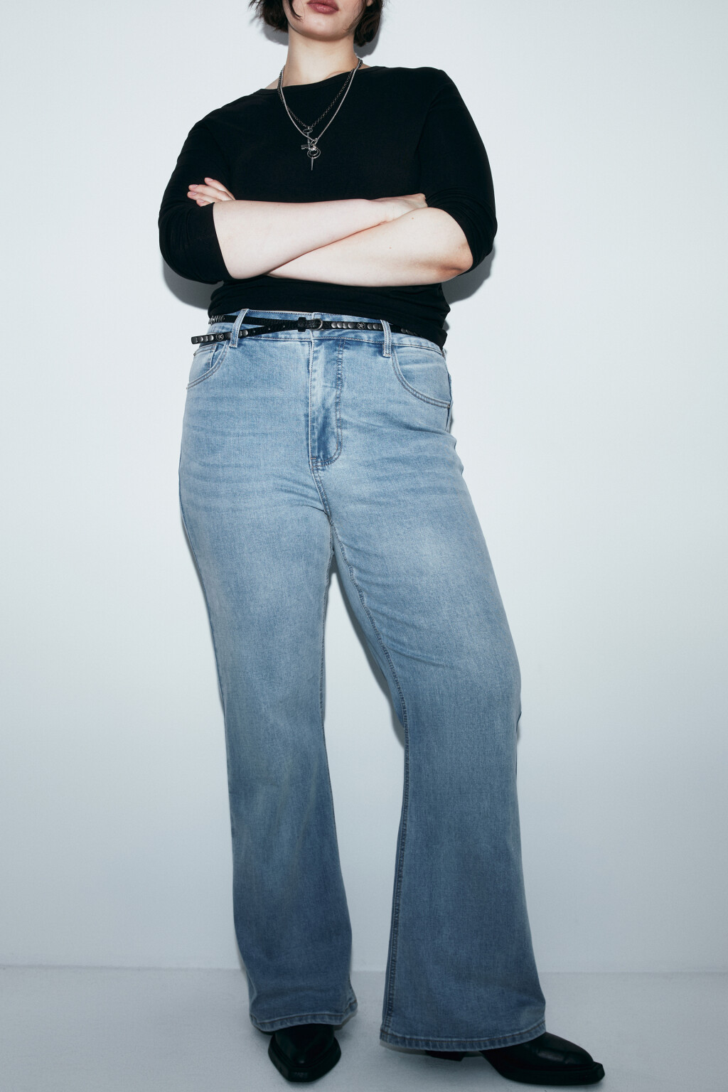 Джинсы клеш с высокой посадкой - цвет голубой - 2