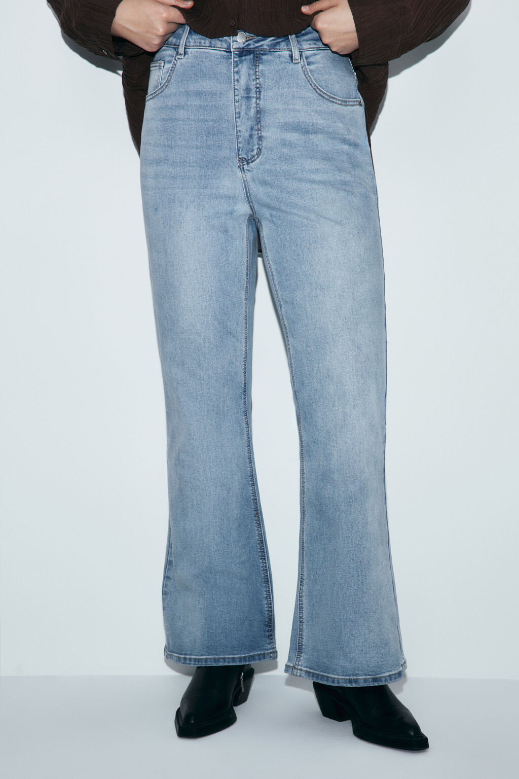 Джинсы клеш с высокой посадкой - цвет голубой - 3