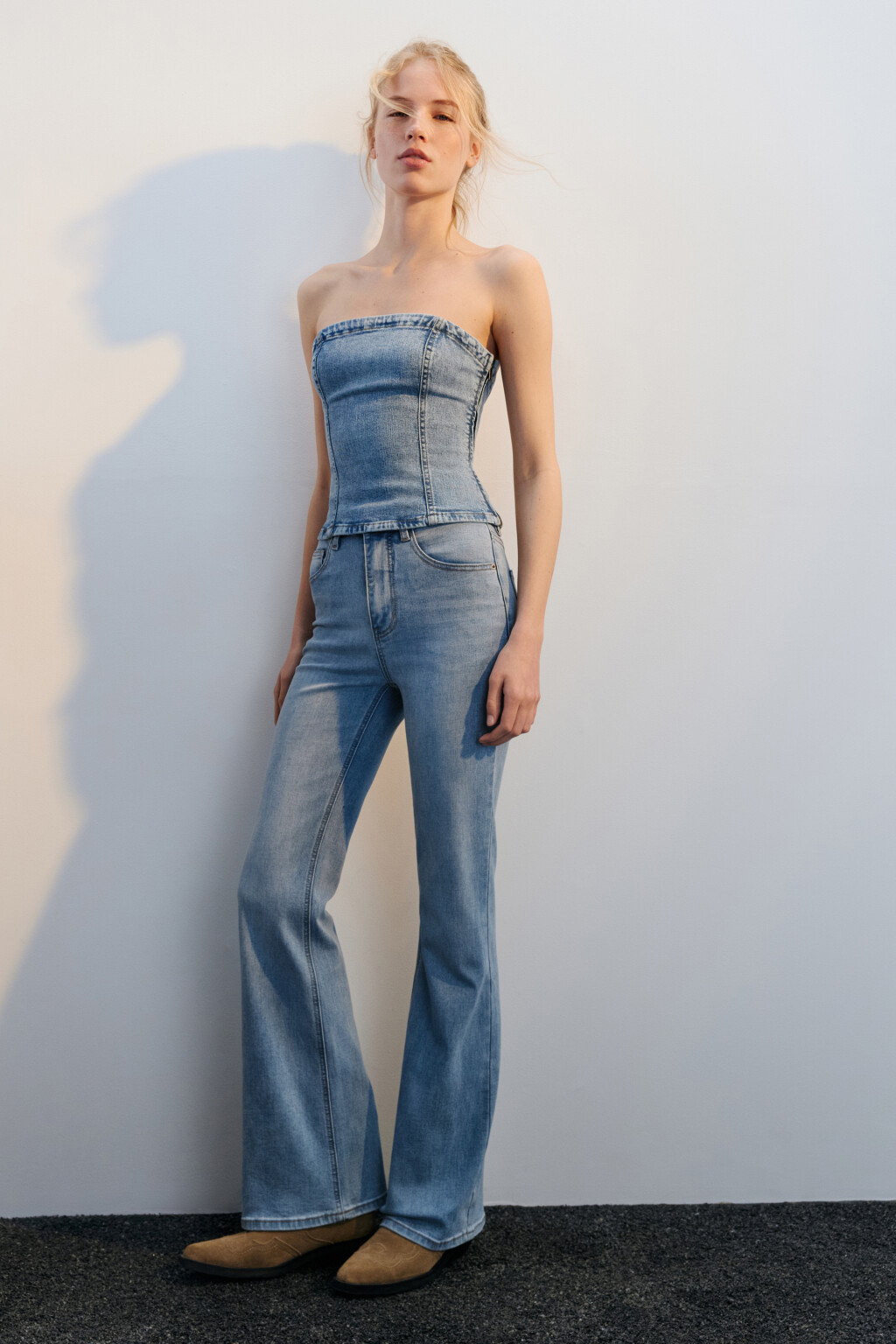 Джинсы клеш с высокой посадкой - цвет голубой - 2