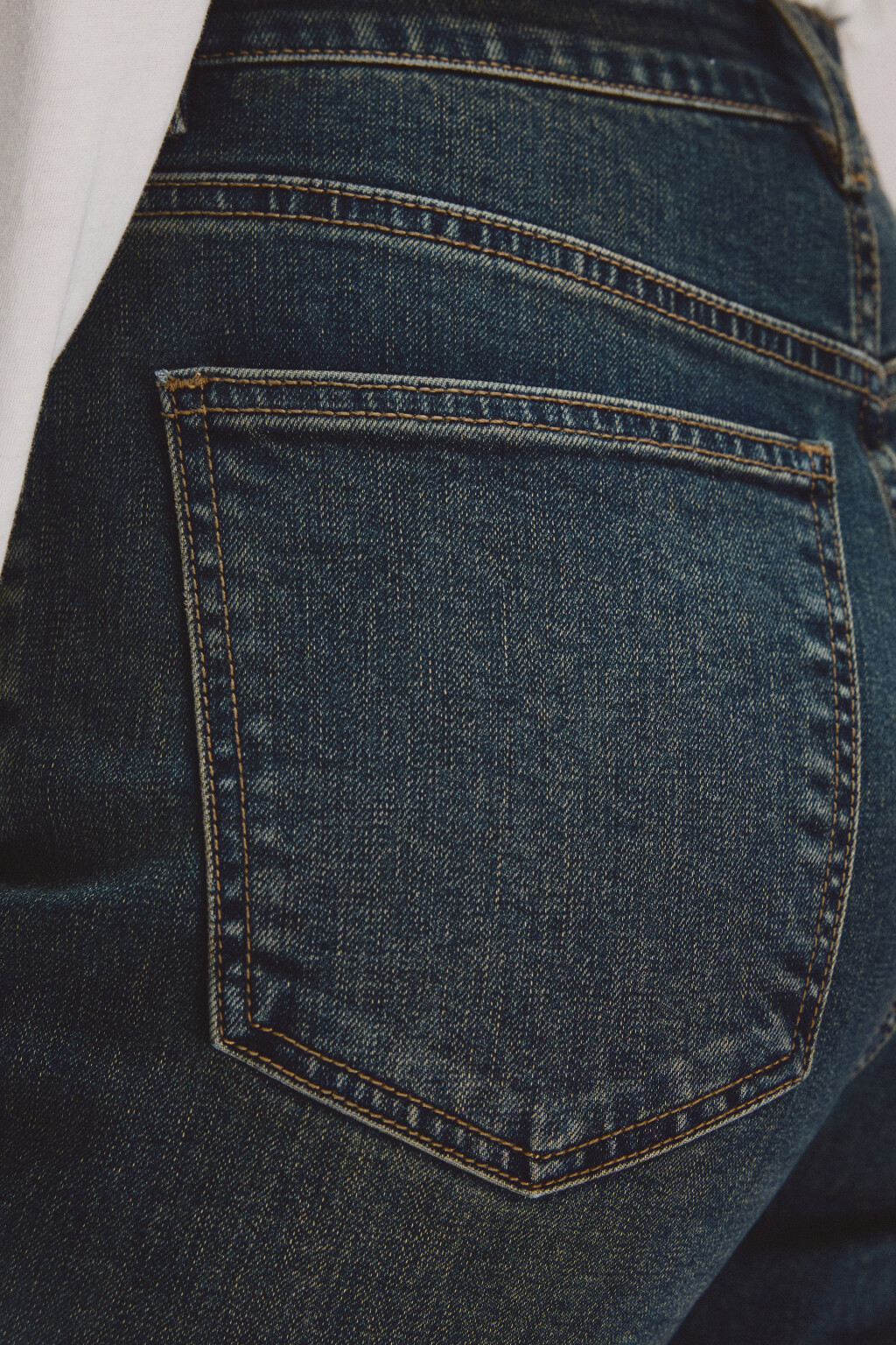 Джинсы клеш с высокой посадкой - цвет темный тинт - 6