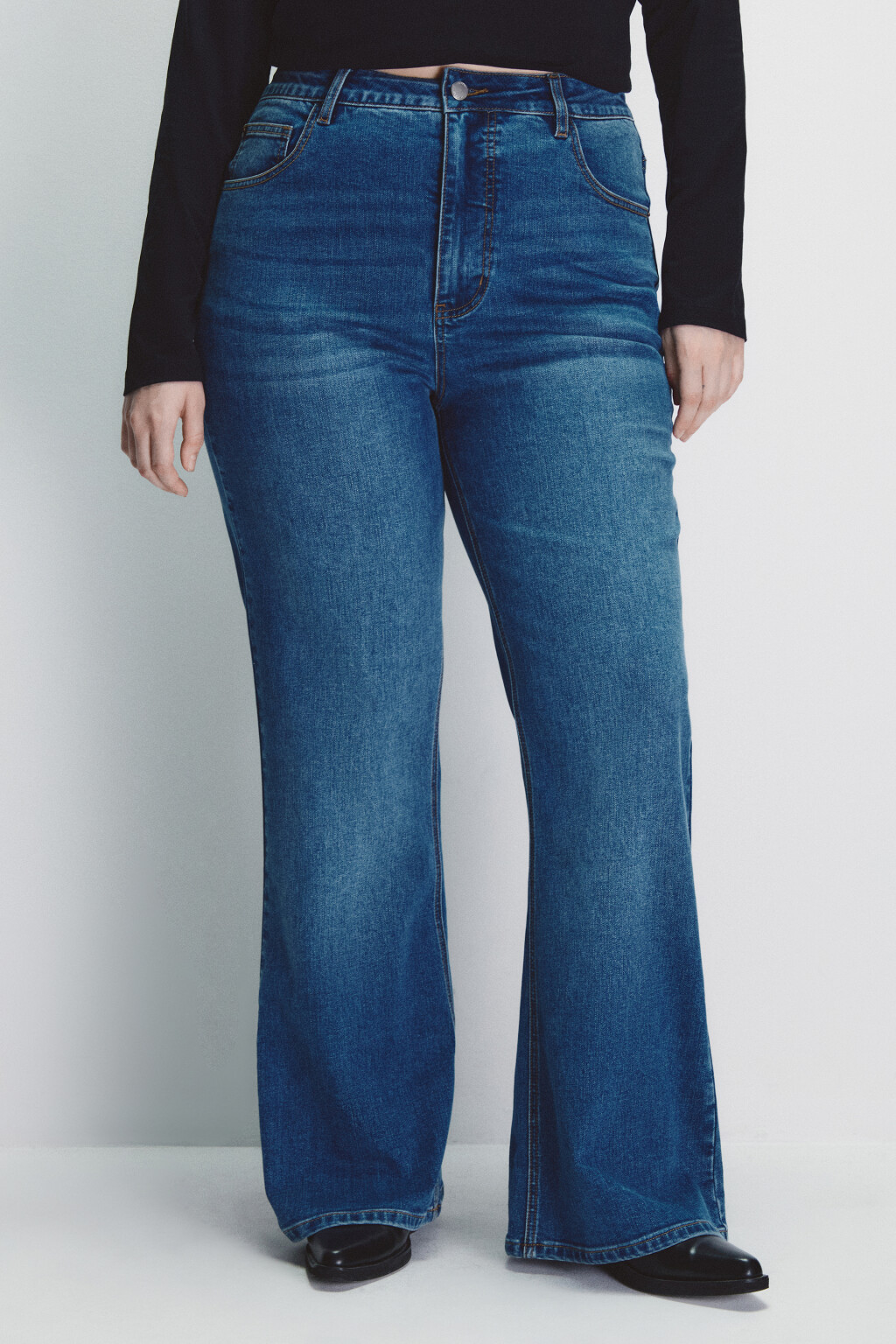 Джинсы клеш с высокой посадкой - цвет голубой - 2