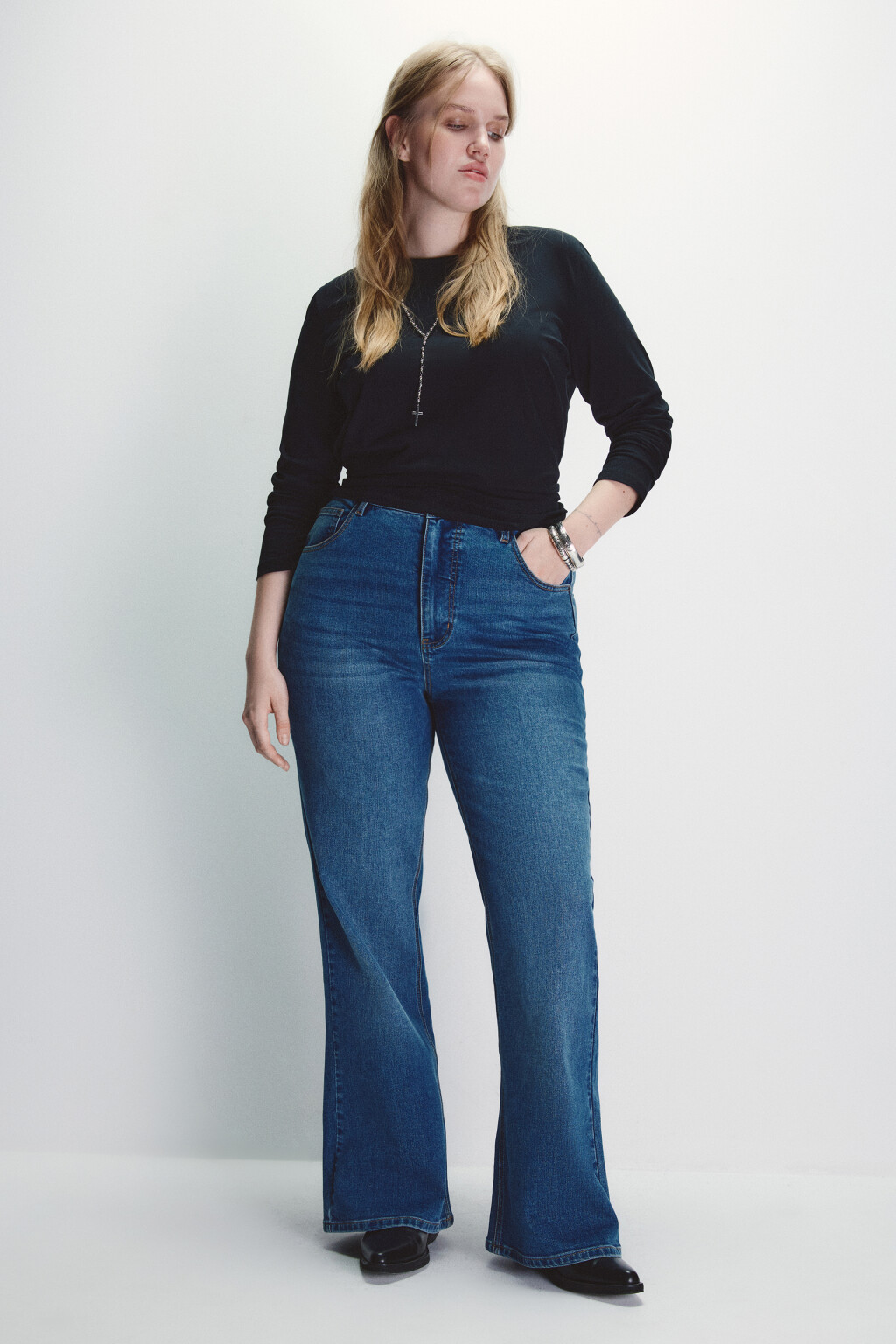 Джинсы клеш с высокой посадкой - цвет голубой - 4