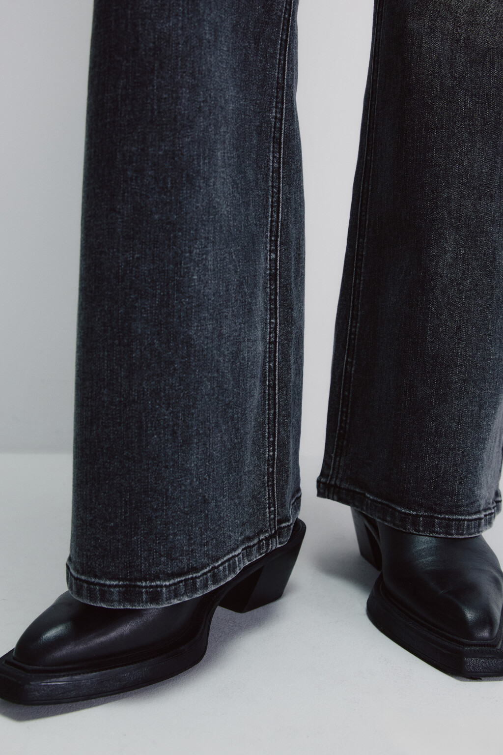 Джинсы клеш с высокой посадкой - цвет серый - 6