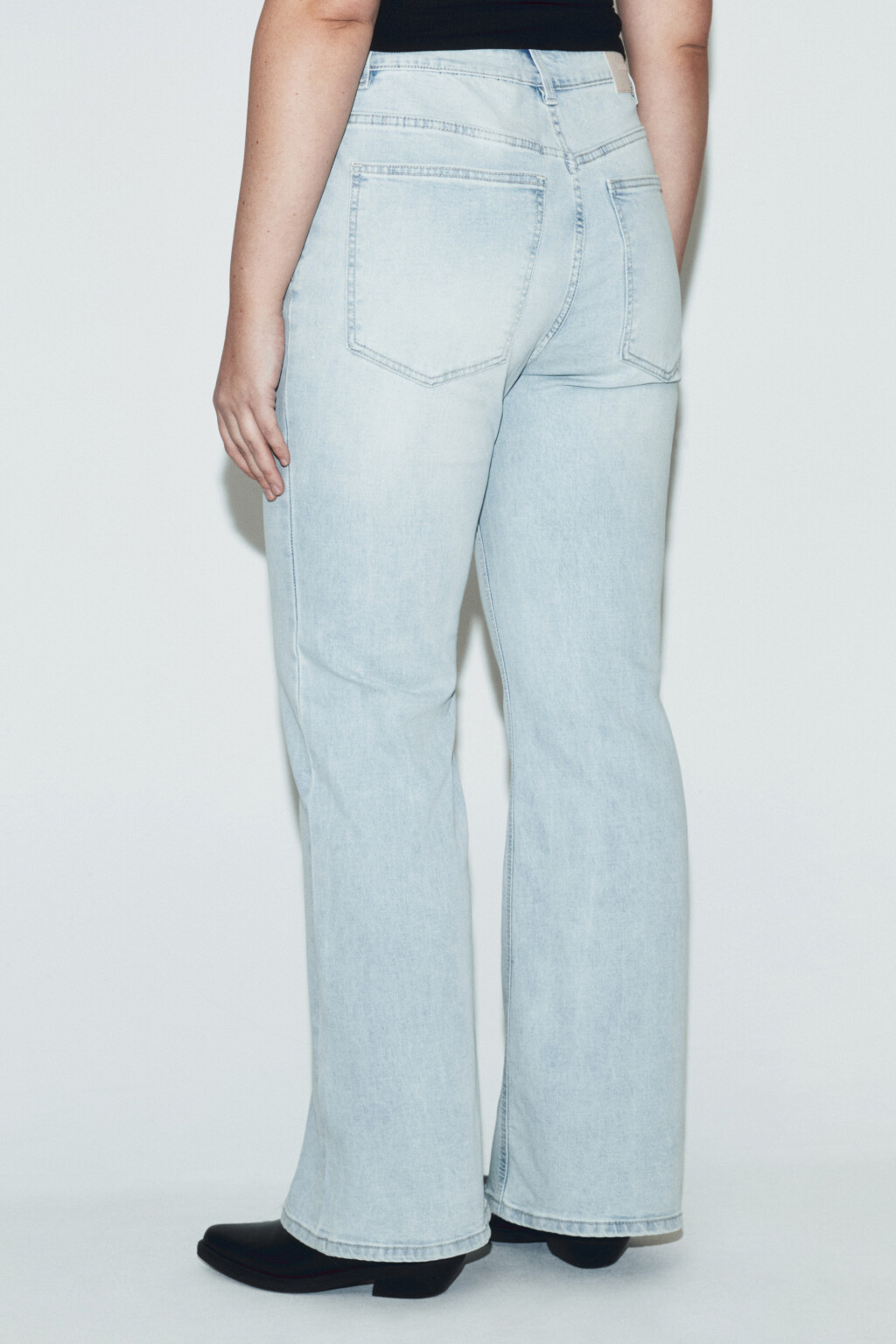Джинсы клеш с высокой посадкой - цвет голубой - 4