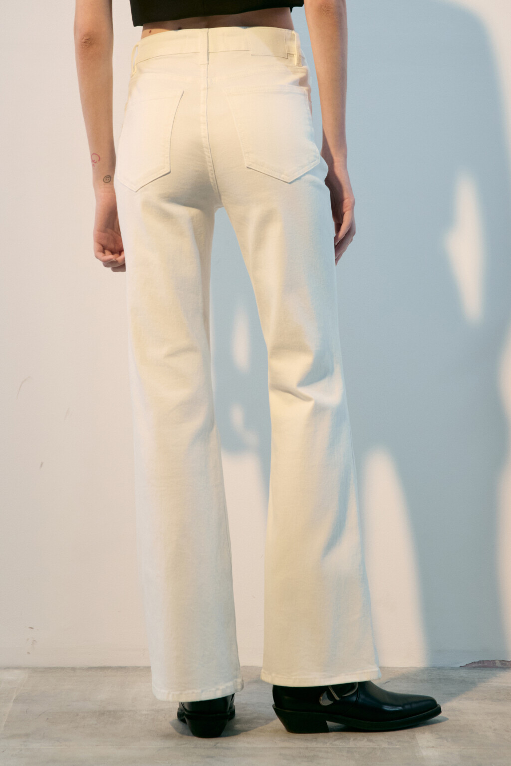 Джинсы клеш с высокой посадкой - цвет белый - 2