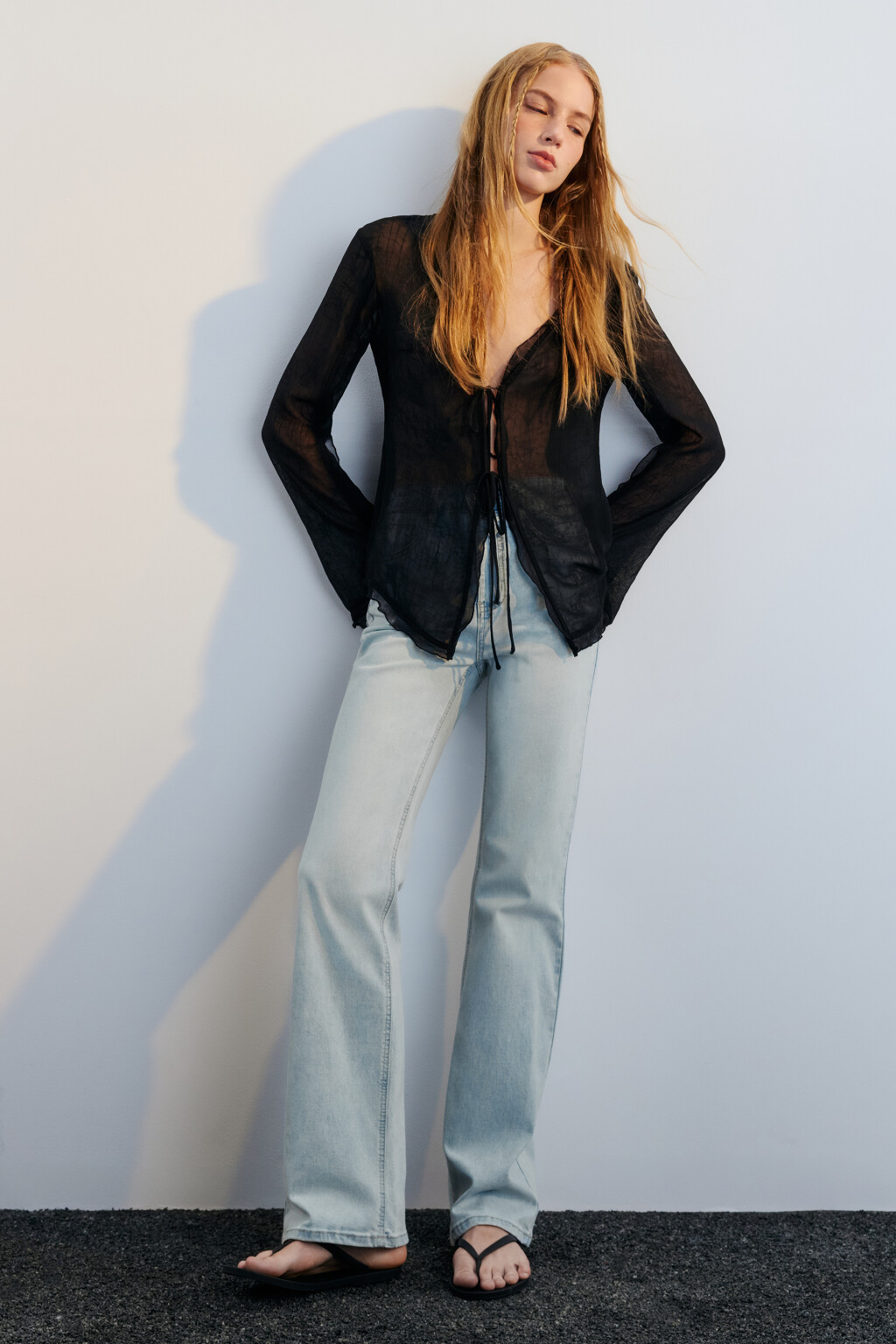 Джинсы клеш с высокой посадкой - цвет голубой - 2