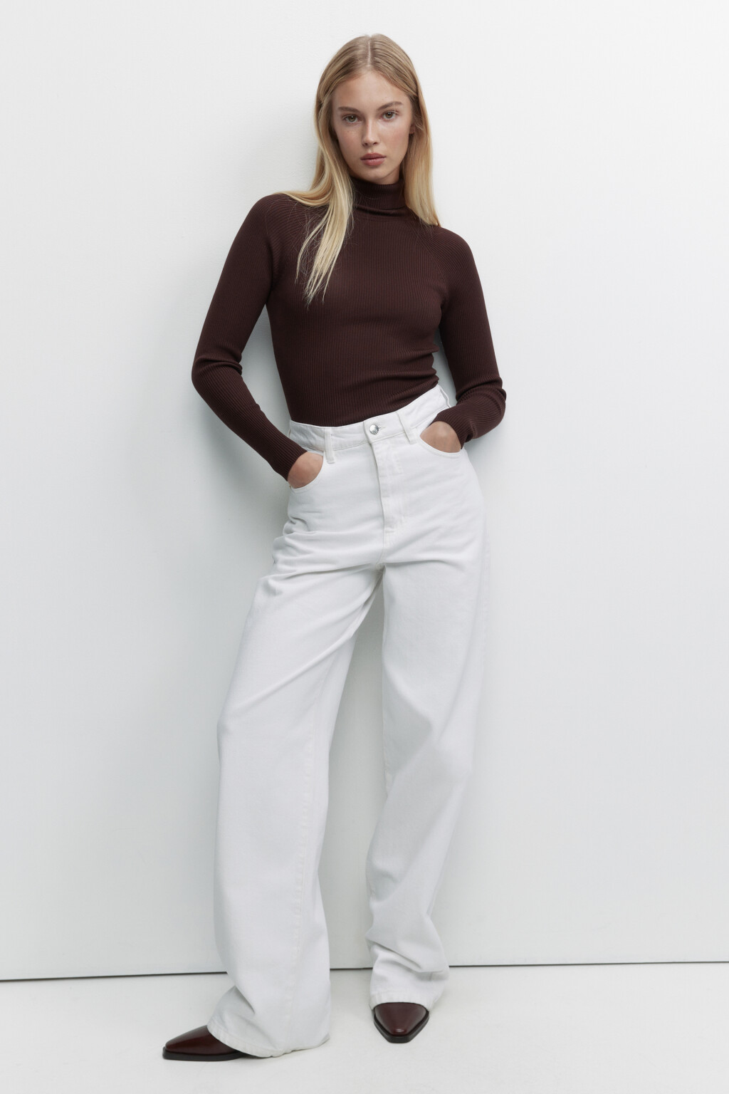 Водолазка GINA вискозная с рукавами реглан - цвет коричневый - 4