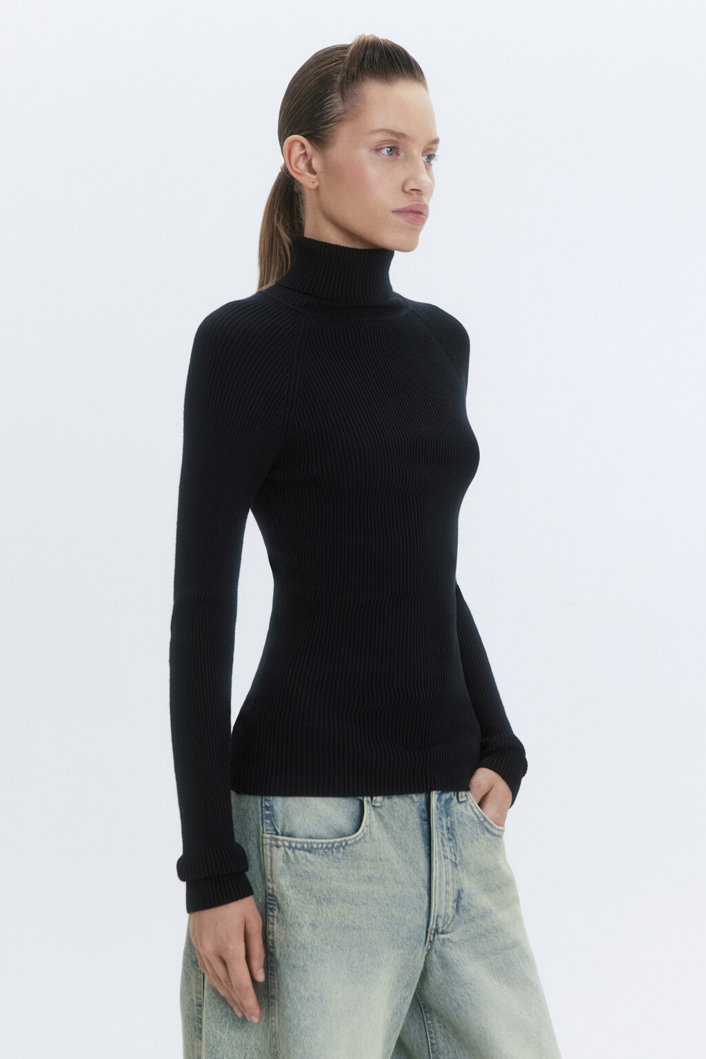 Водолазка GINA вискозная тонкой вязки - цвет черный - 4