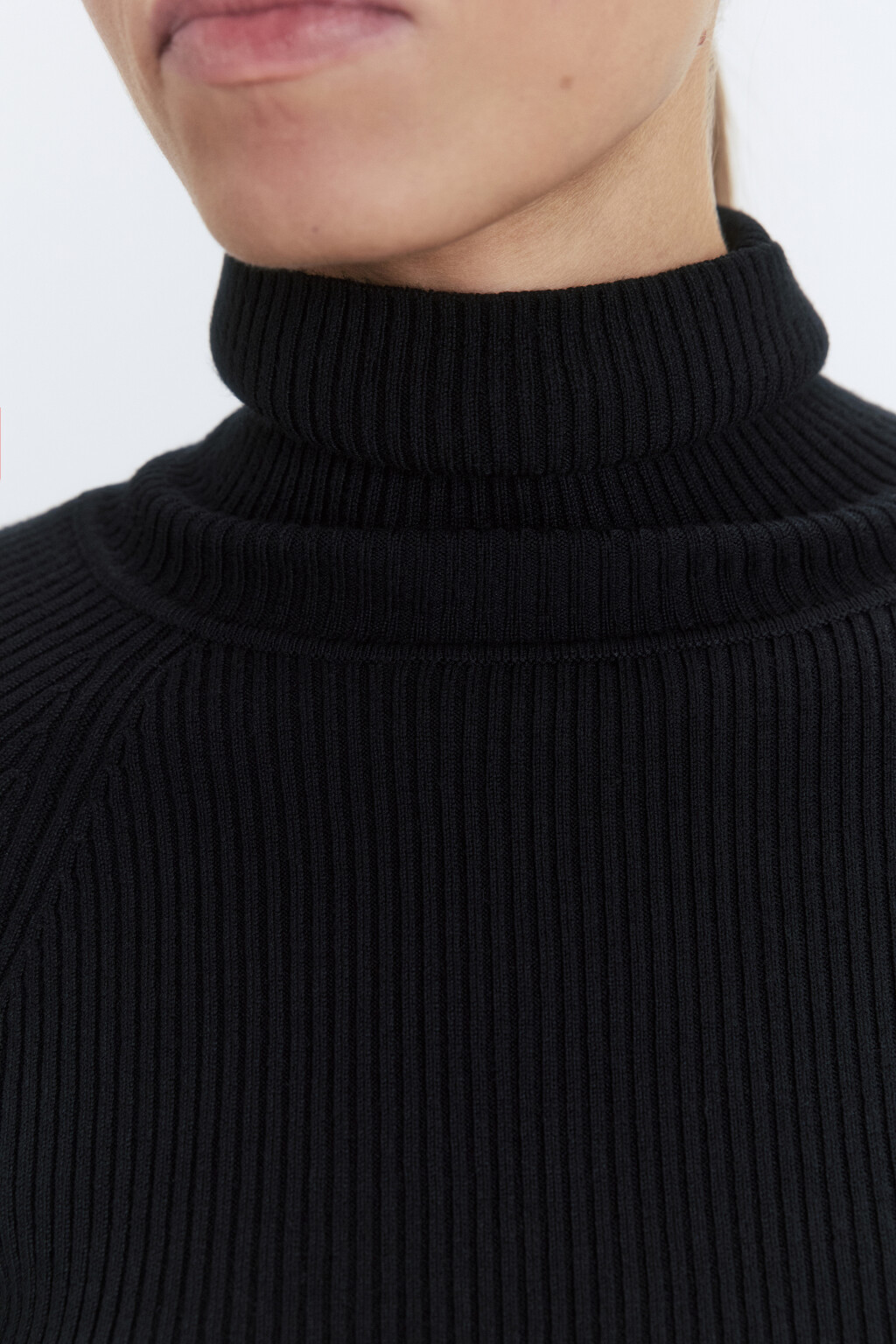 Водолазка GINA вискозная тонкой вязки - цвет черный - 6